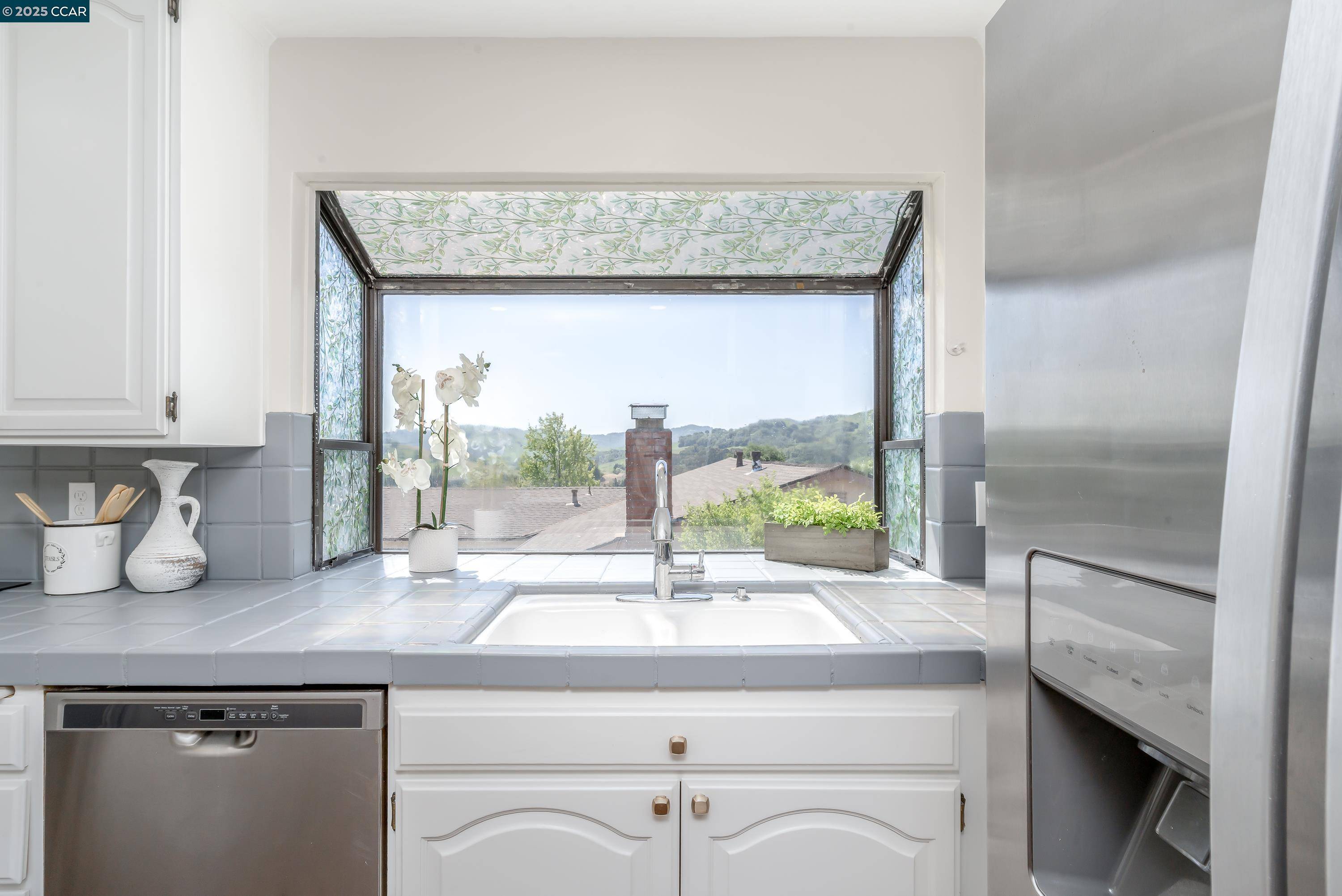 Pinole, CA 94564,3608 VICTOR ST.