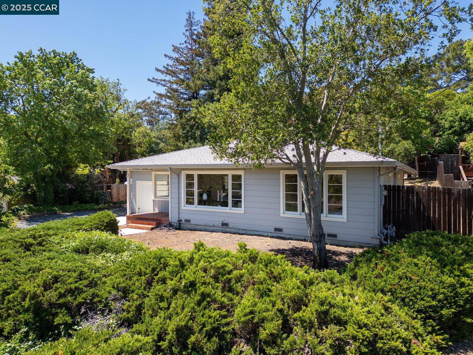 Walnut Creek, CA 94597,117 Miramonte Rd