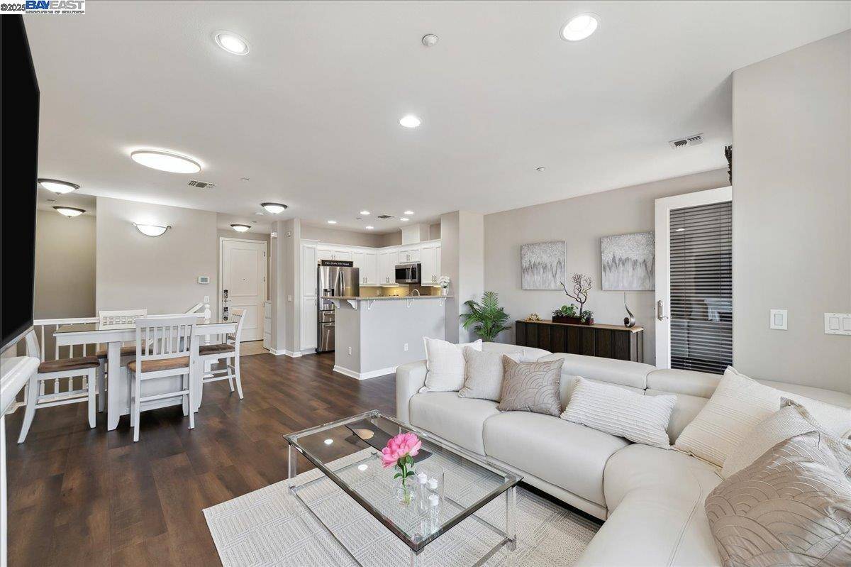 Dublin, CA 94568,3275 Dublin Blvd #428