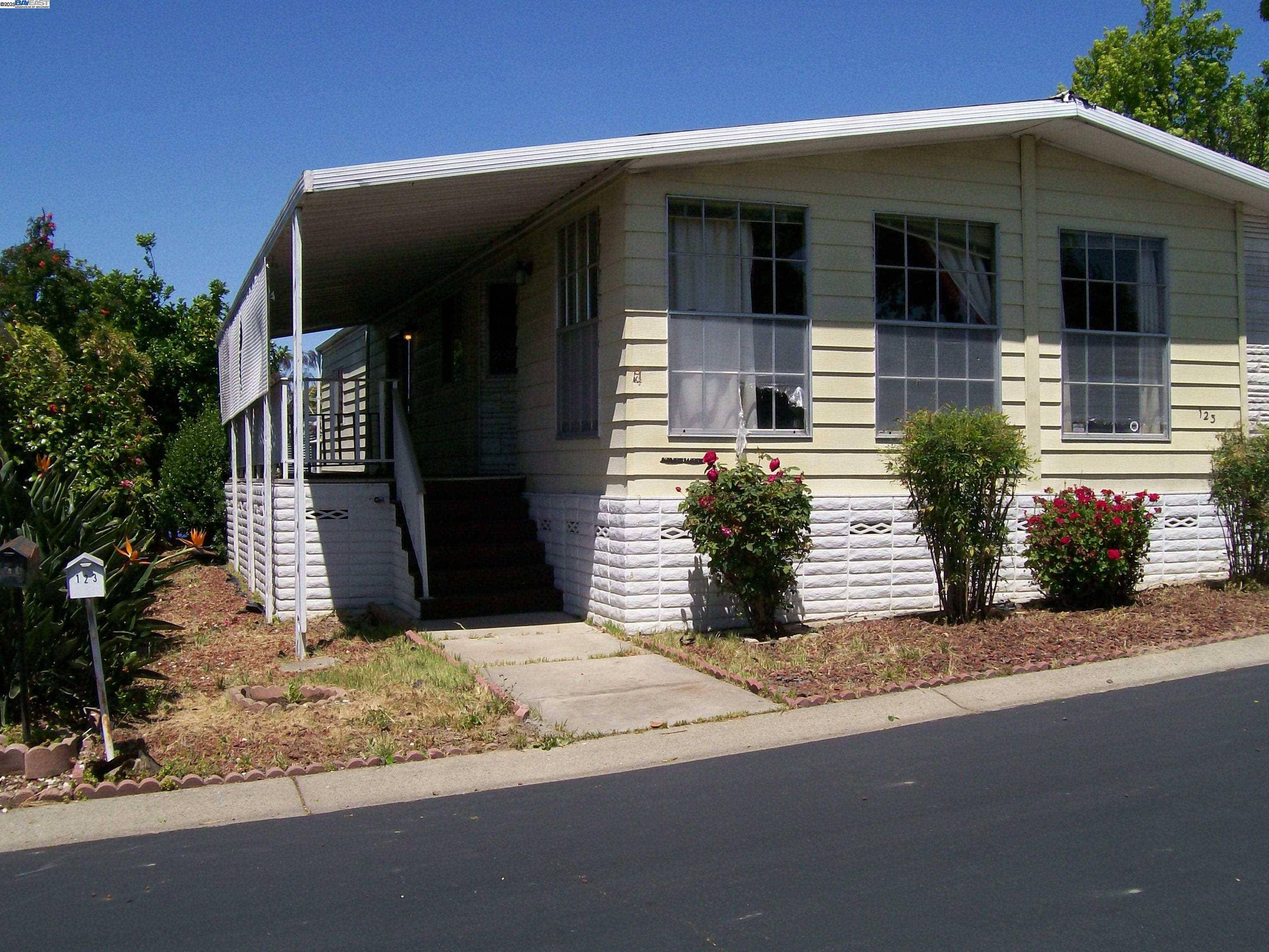 Union City, CA 94587,123 Madrone way