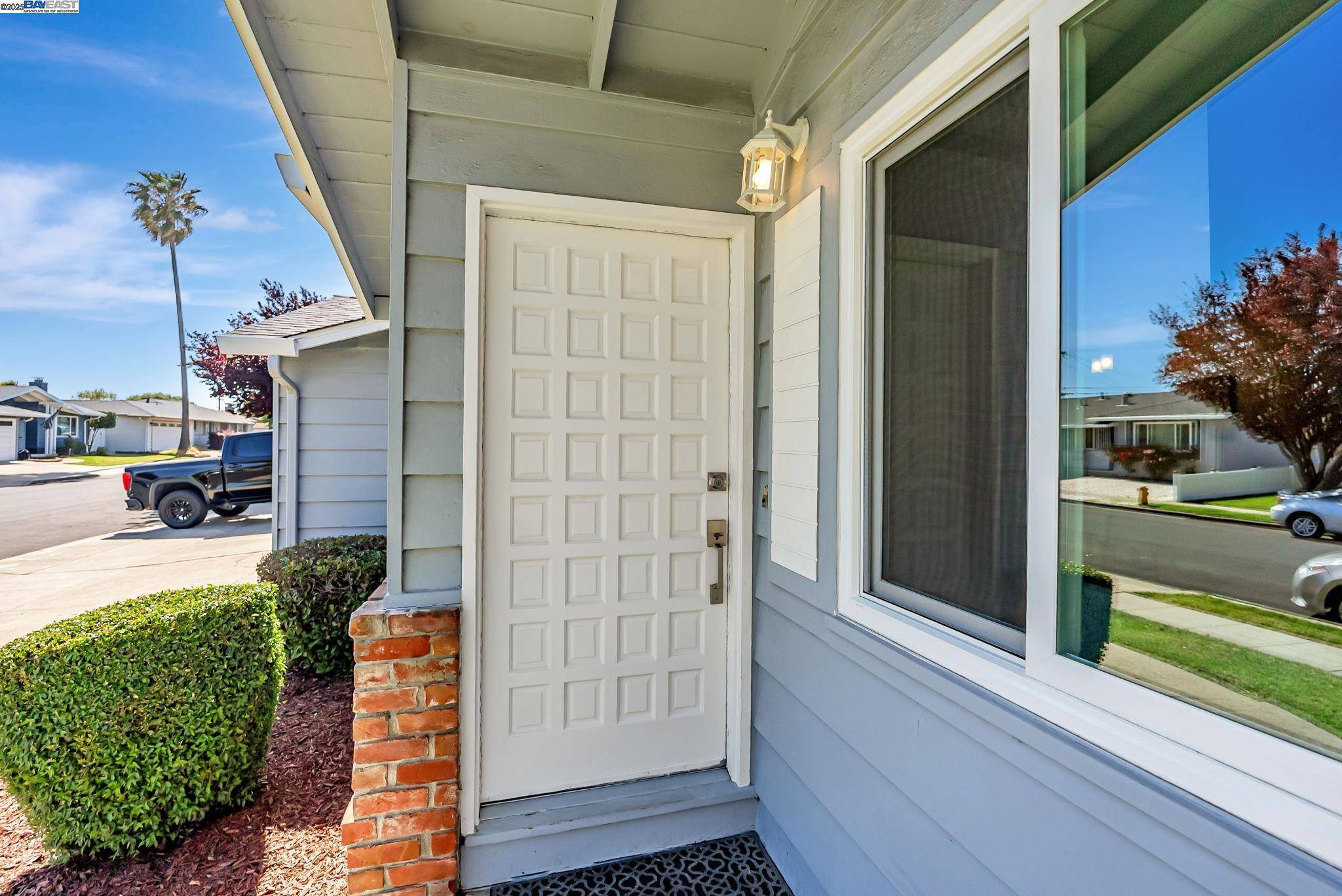 Hayward, CA 94545,1081 Edgemere Ln.