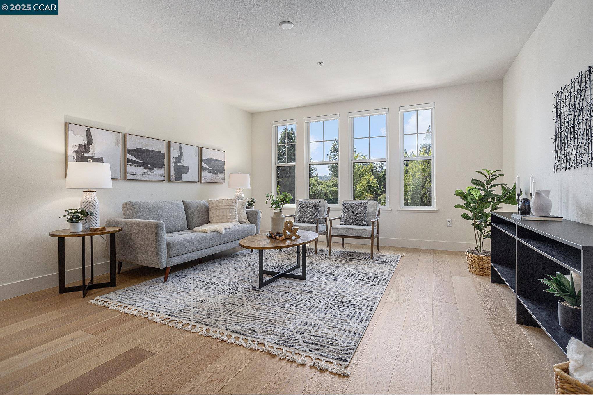 Lafayette, CA 94549,1000 Dewing Ave #306