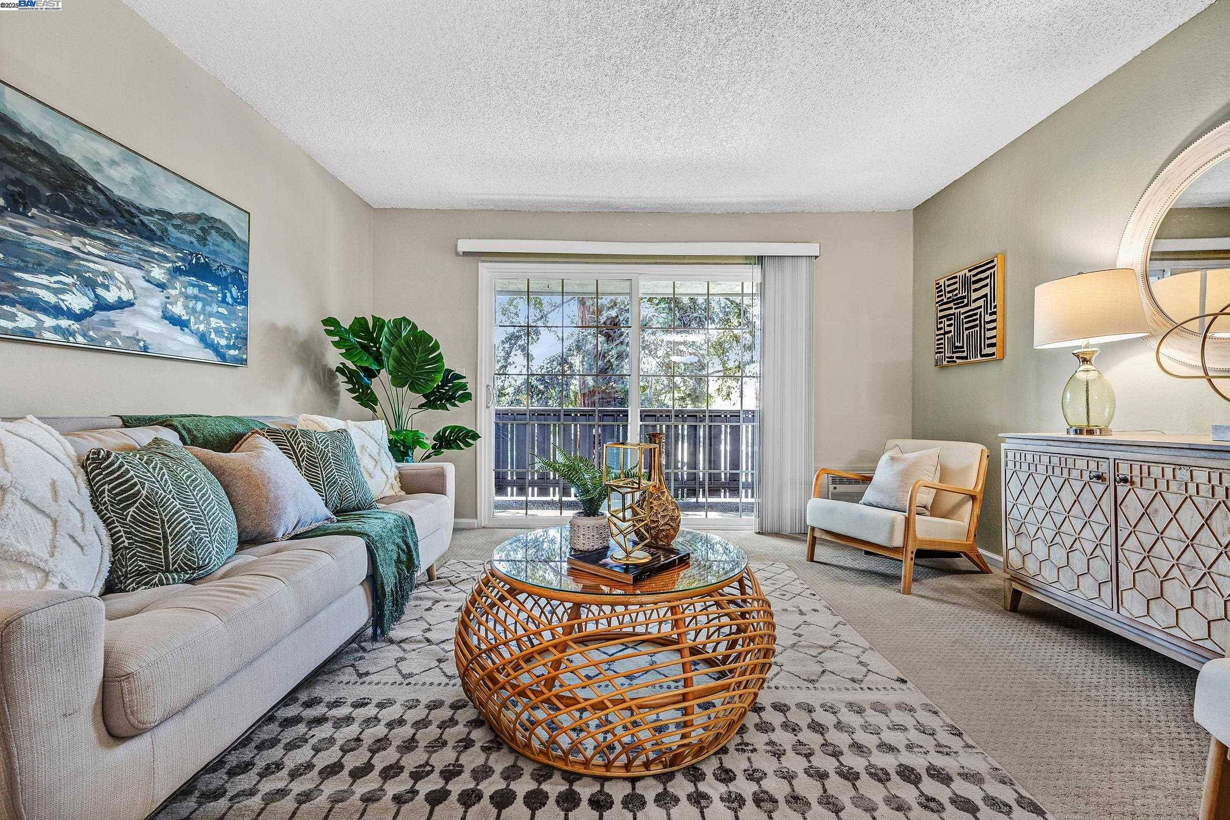 Dublin, CA 94568,7323 Starward Dr #15