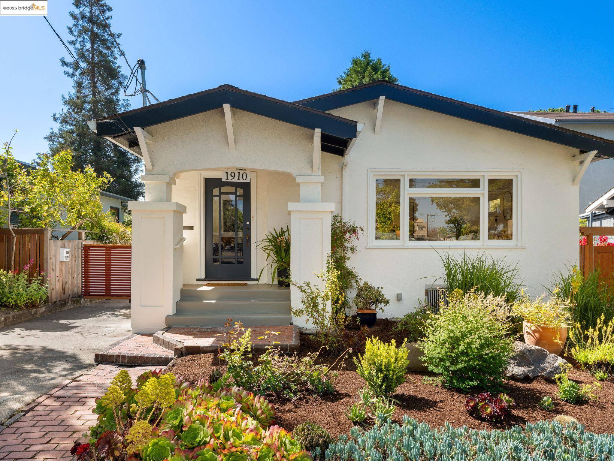 Berkeley, CA 94704,1910 Blake St