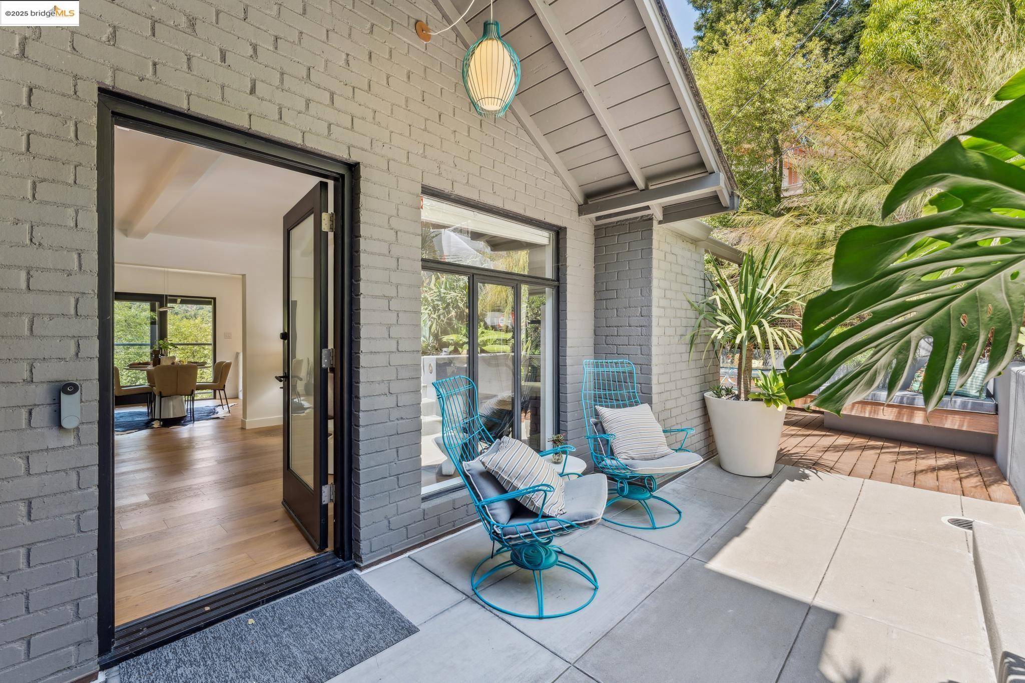 Oakland, CA 94611,6353 Westover Drive