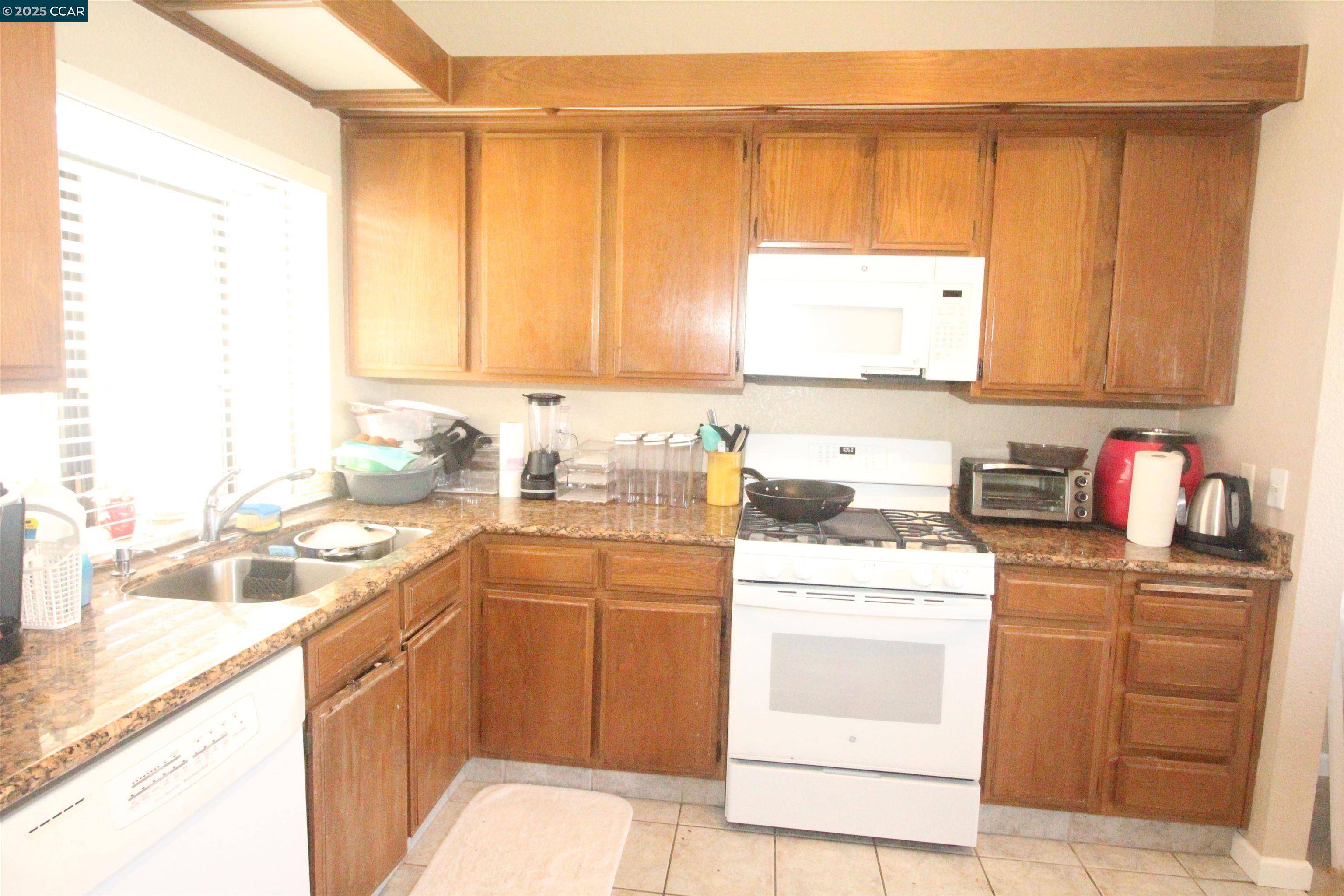 Bay Point, CA 94565,521 Bustos Pl.