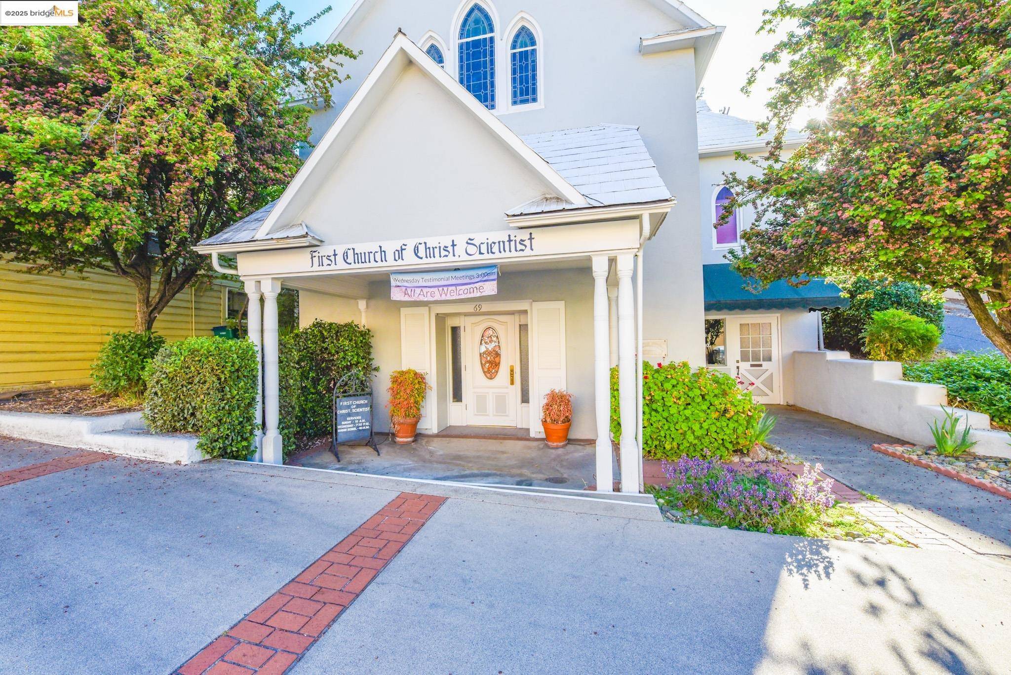 Sonora, CA 95370,65 N Washington St