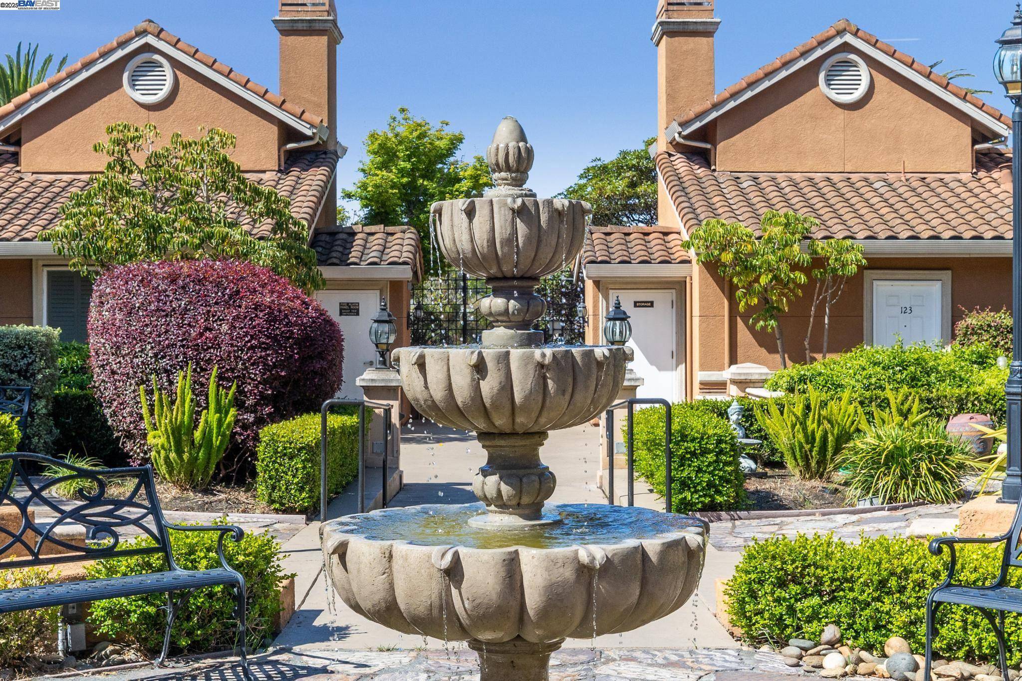 San Mateo, CA 94401,401 S Norfolk St #305
