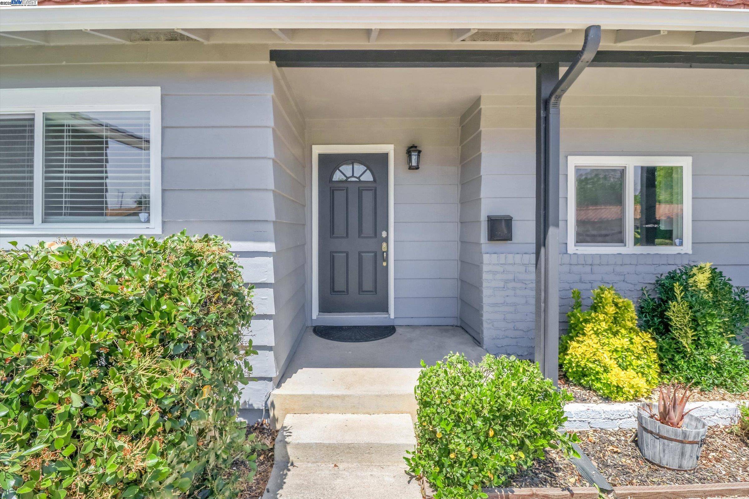 Concord, CA 94521,1691 Woodcrest Dr