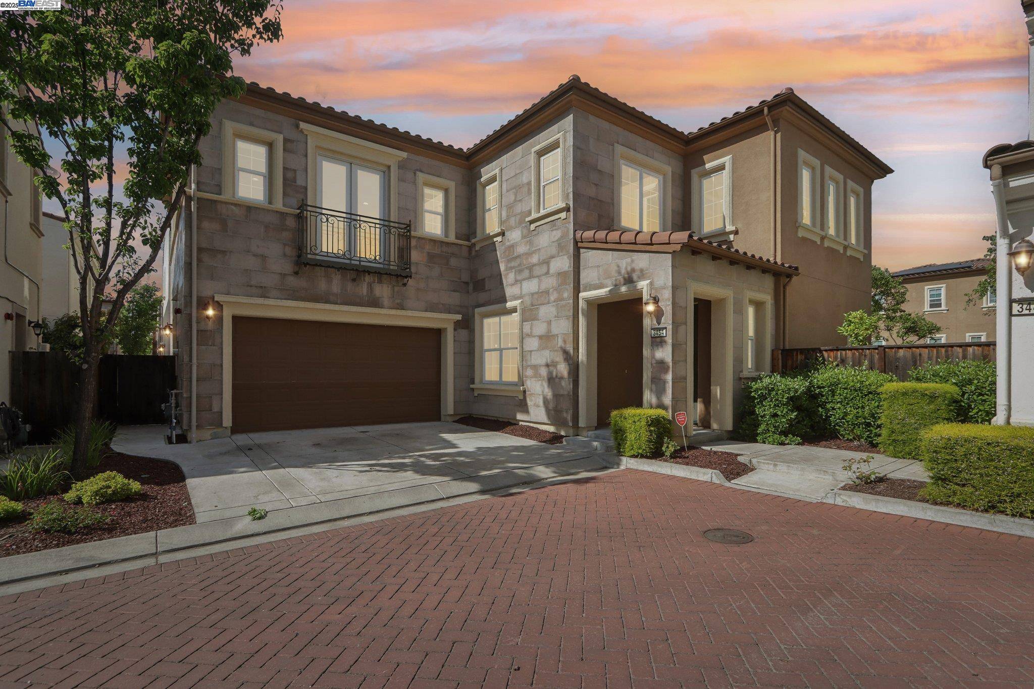 San Ramon, CA 94582,3454 Cinnamon Ridge Rd