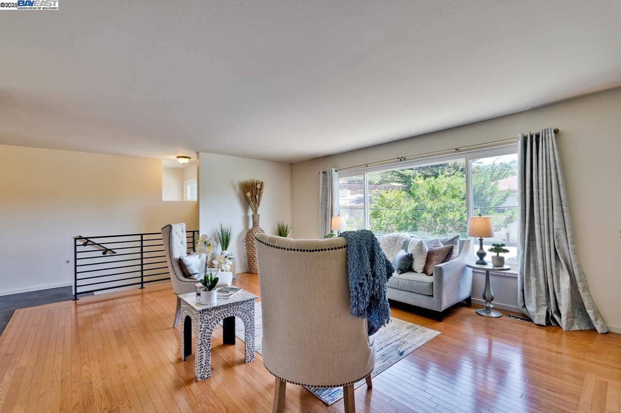 Oakland, CA 94605,82 Elysian Fields Dr.