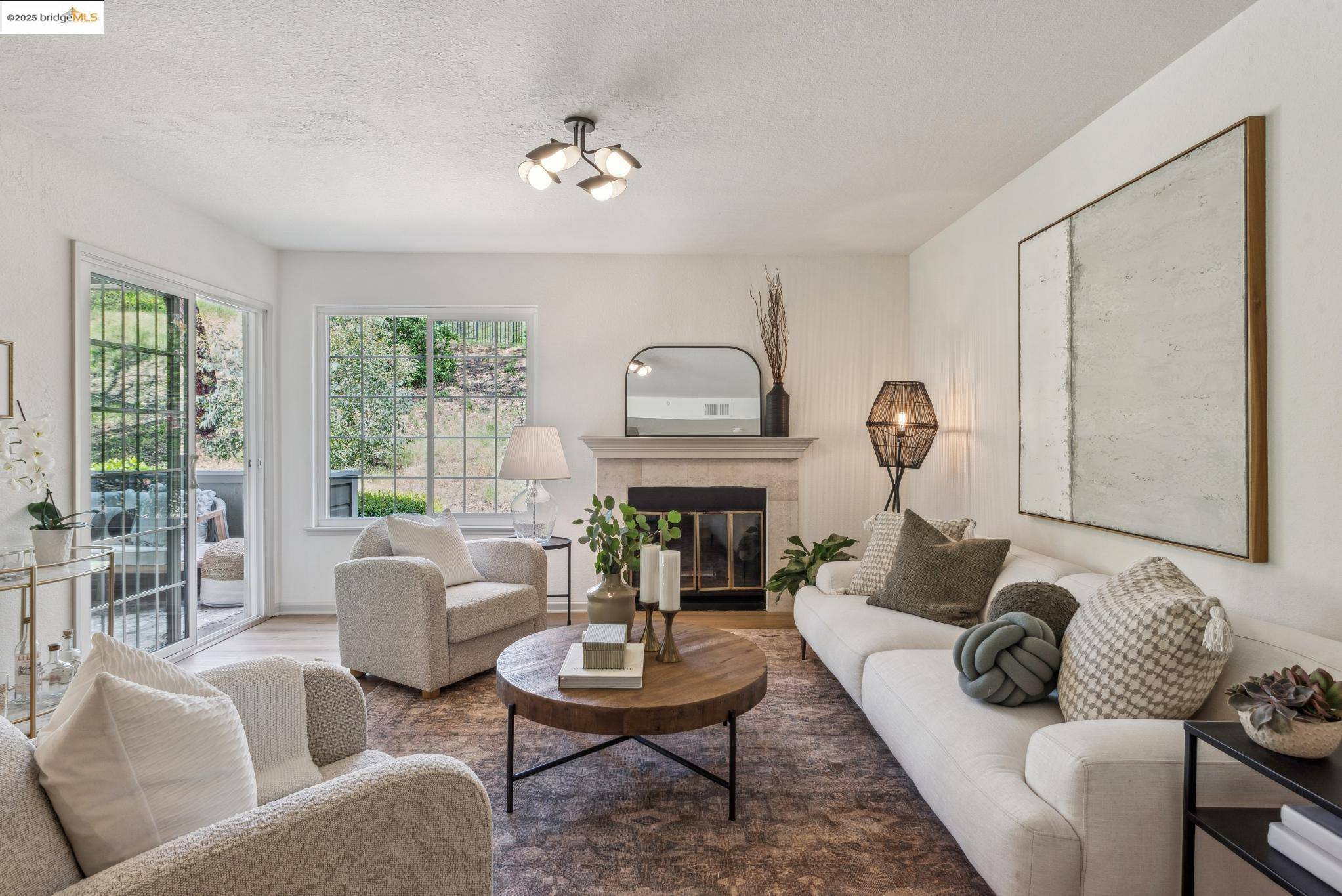 Oakland, CA 94605,635 Canyon Oaks Dr #B