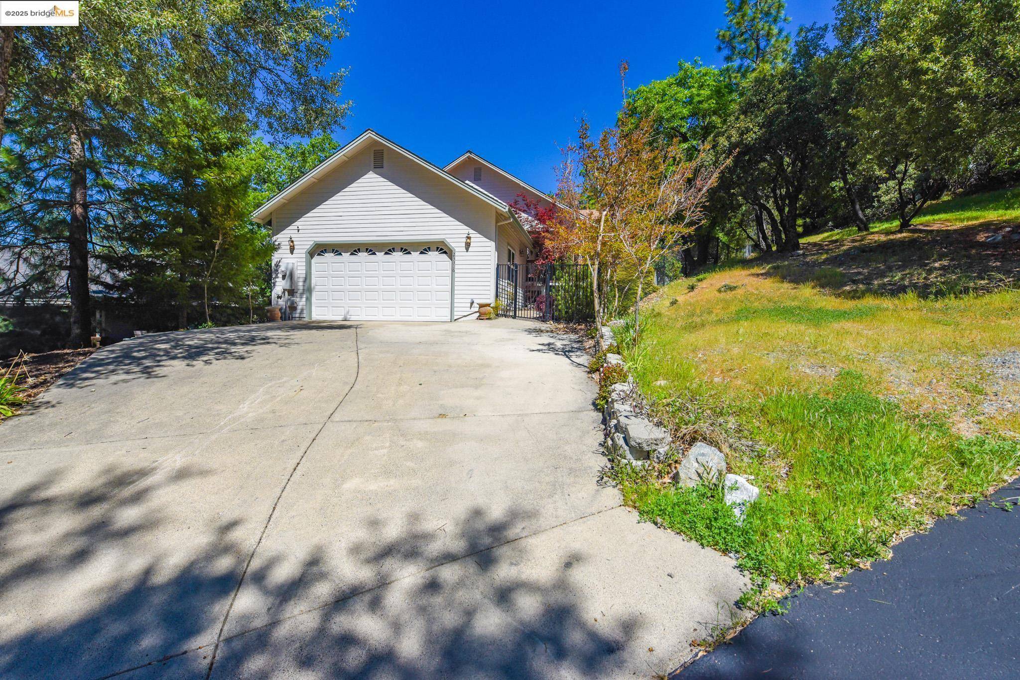Twain Harte, CA 95383,23316 Korey Ct.