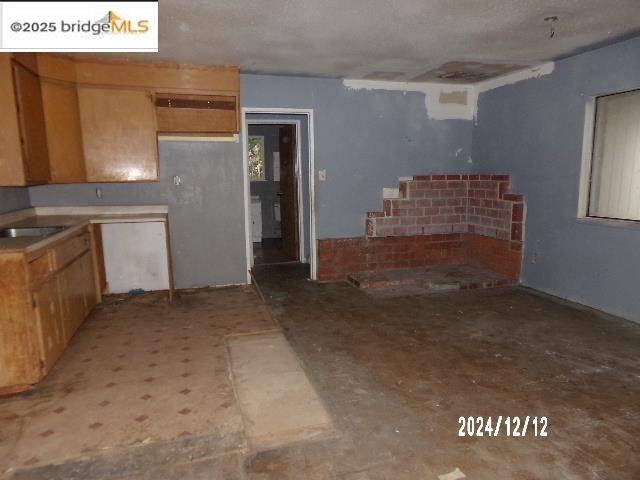 Columbia, CA 95310,22970 N Bald Mountain Road