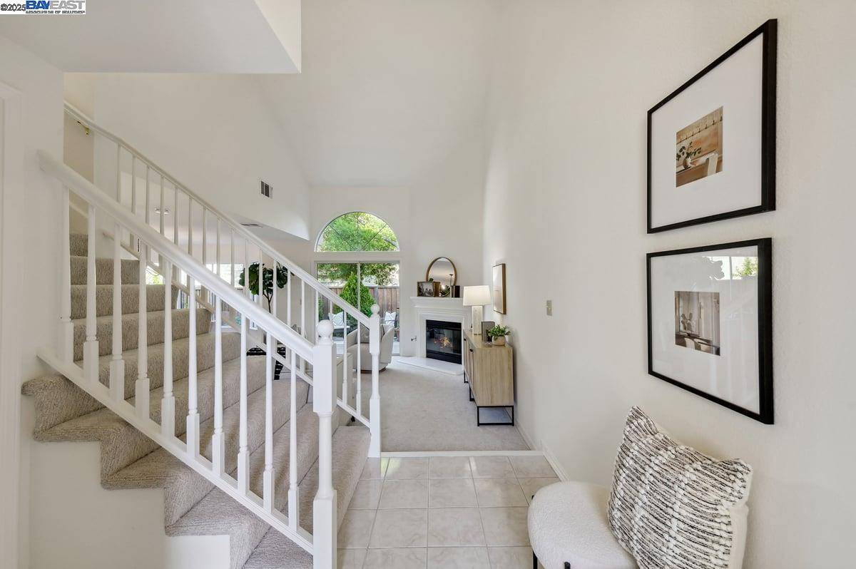 San Ramon, CA 94582,909 Cloverberry Way