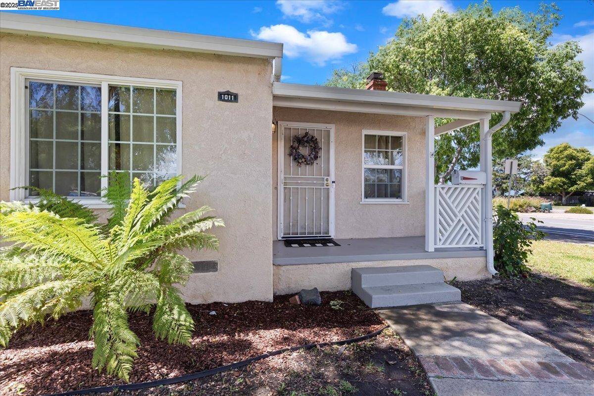 San Leandro, CA 94578,1011 Adason Dr
