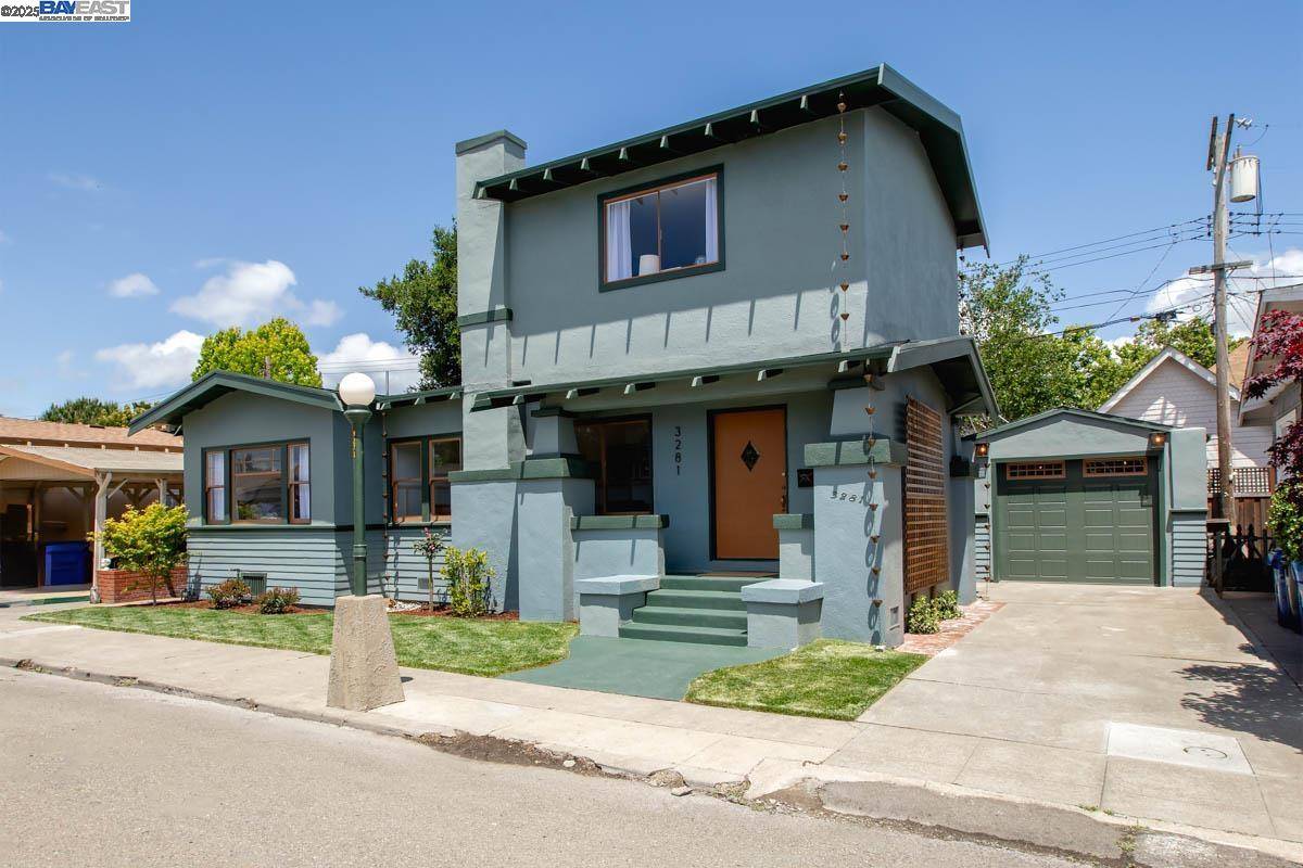 Alameda, CA 94501,3281 Sterling Ave