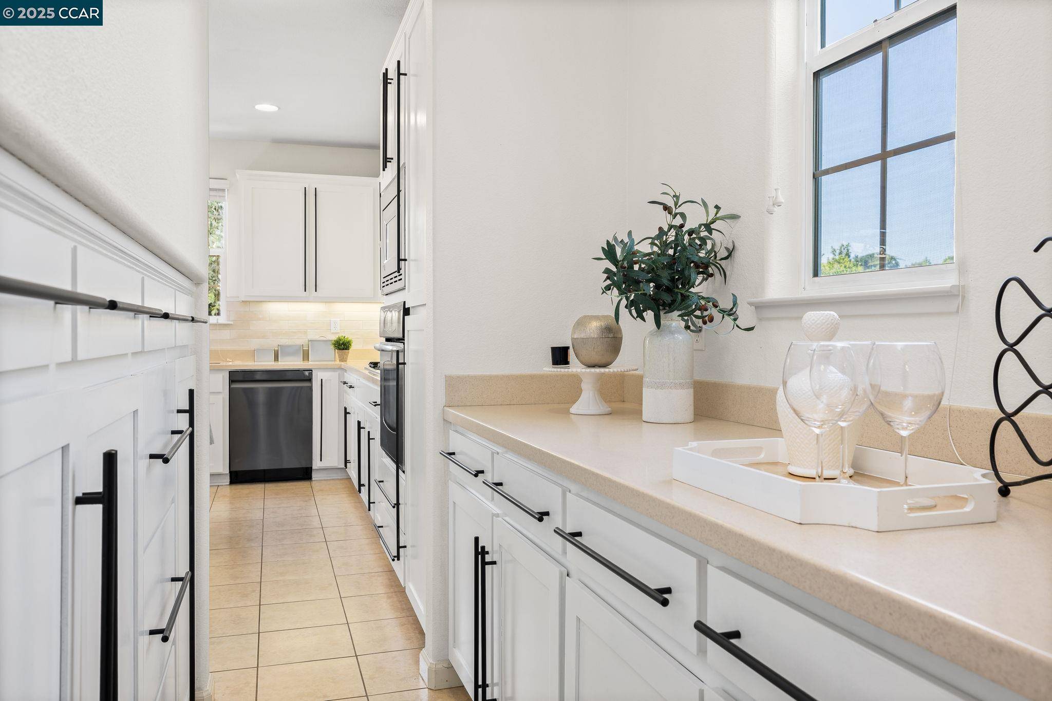 Martinez, CA 94553,104 Silva Ct