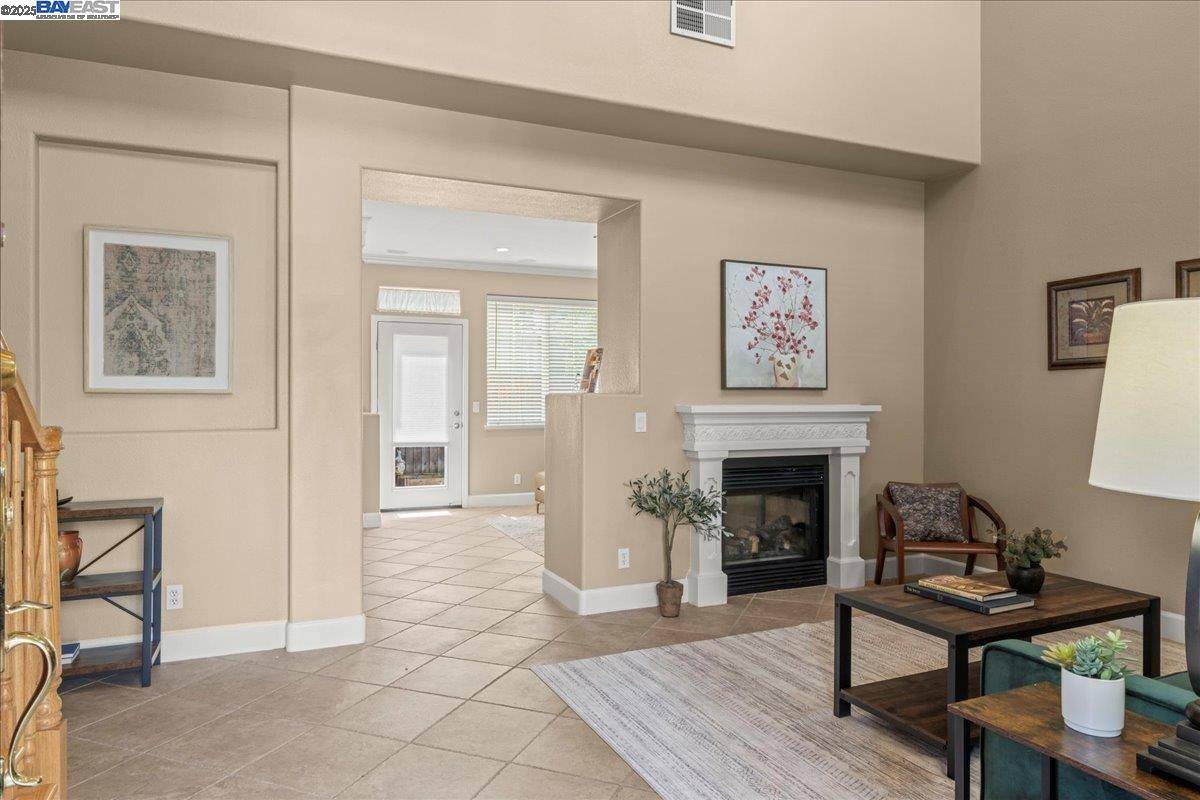Livermore, CA 94550,107 Limestone Cmn