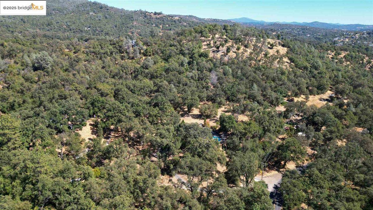 Sonora, CA 95370,11480 Racetrack