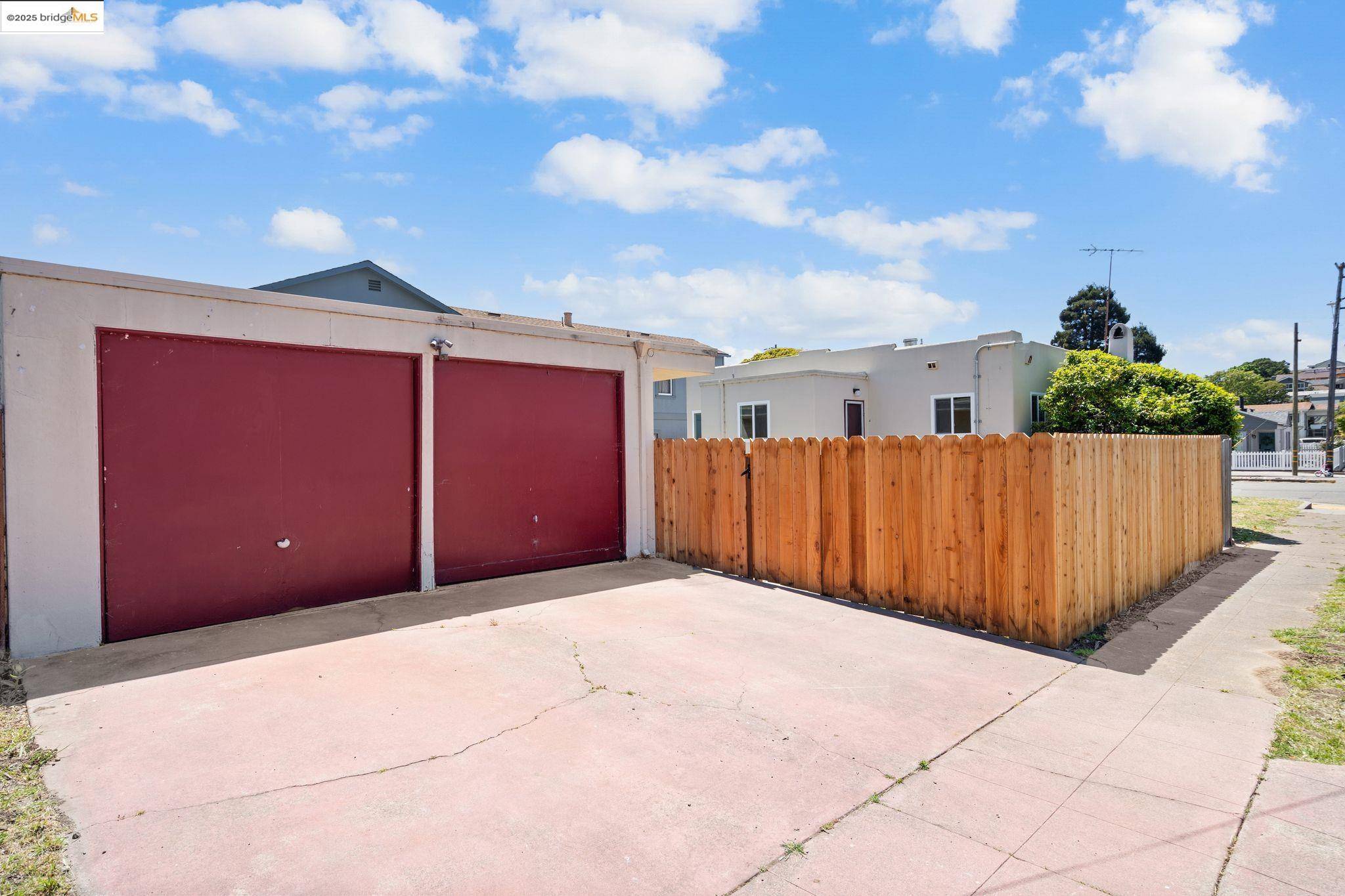Richmond, CA 94804,2900 Carlson Blvd