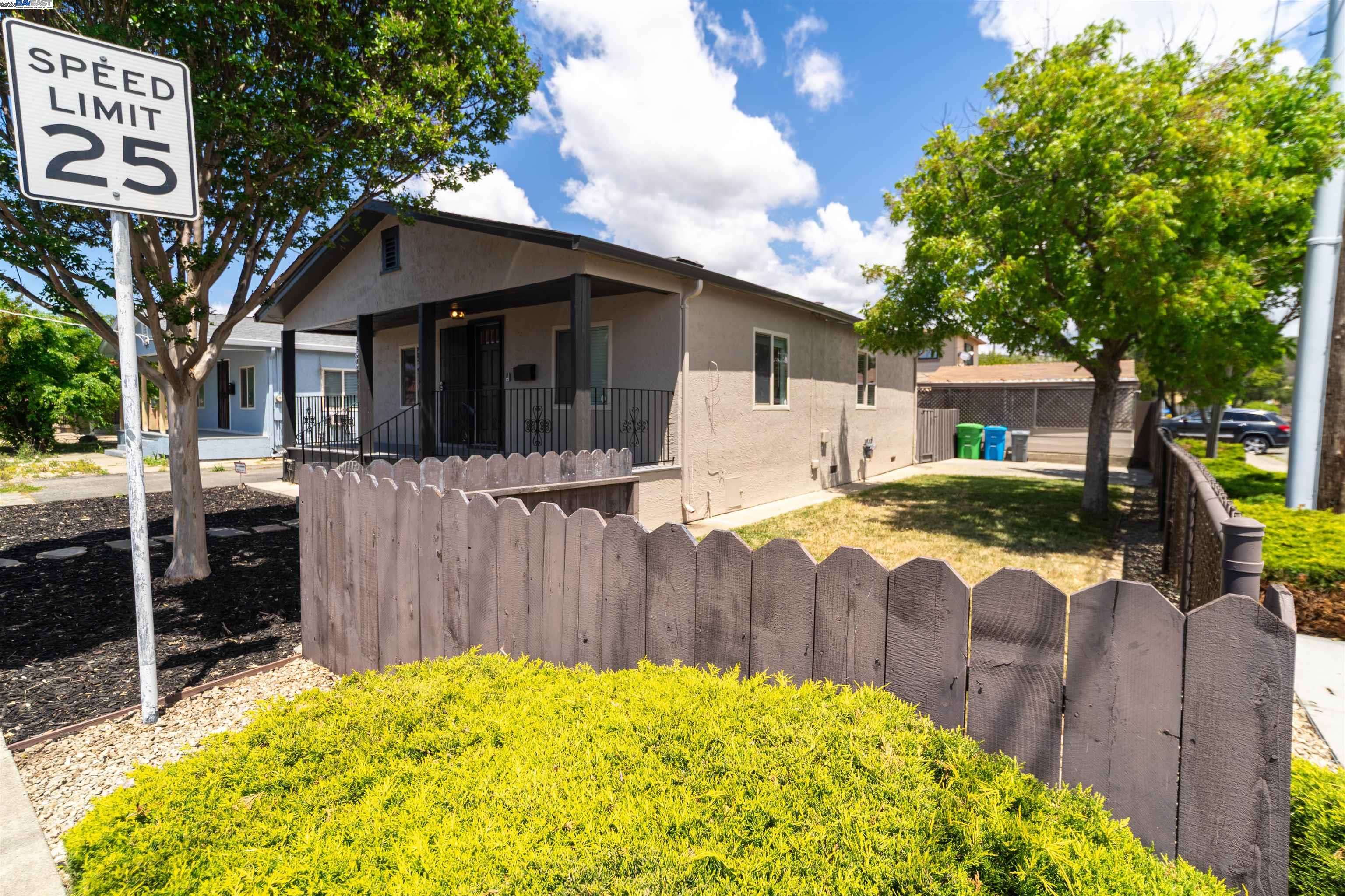 Union City, CA 94587,33972 10Th St
