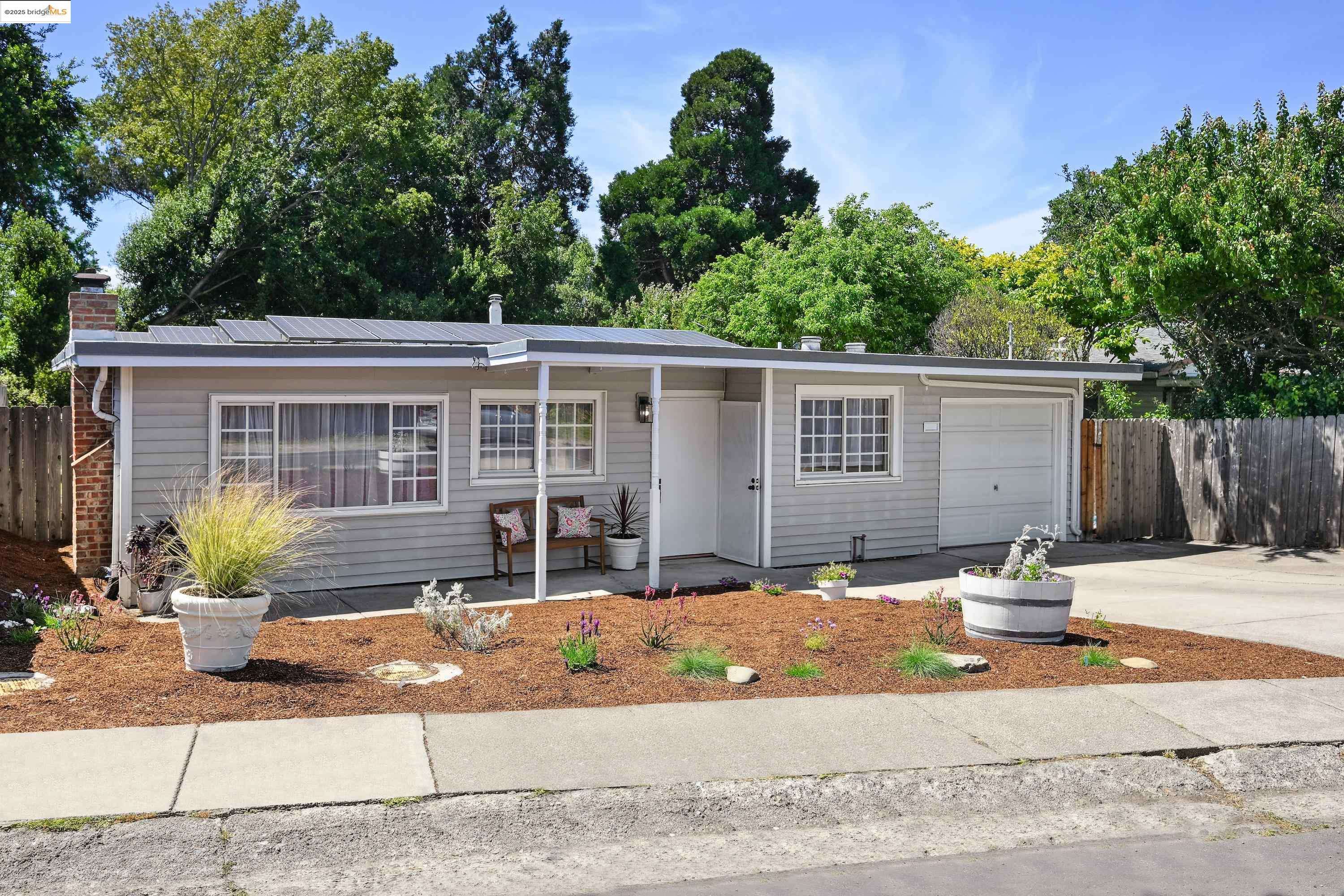 El Sobrante, CA 94803,4125 Miflin Ave