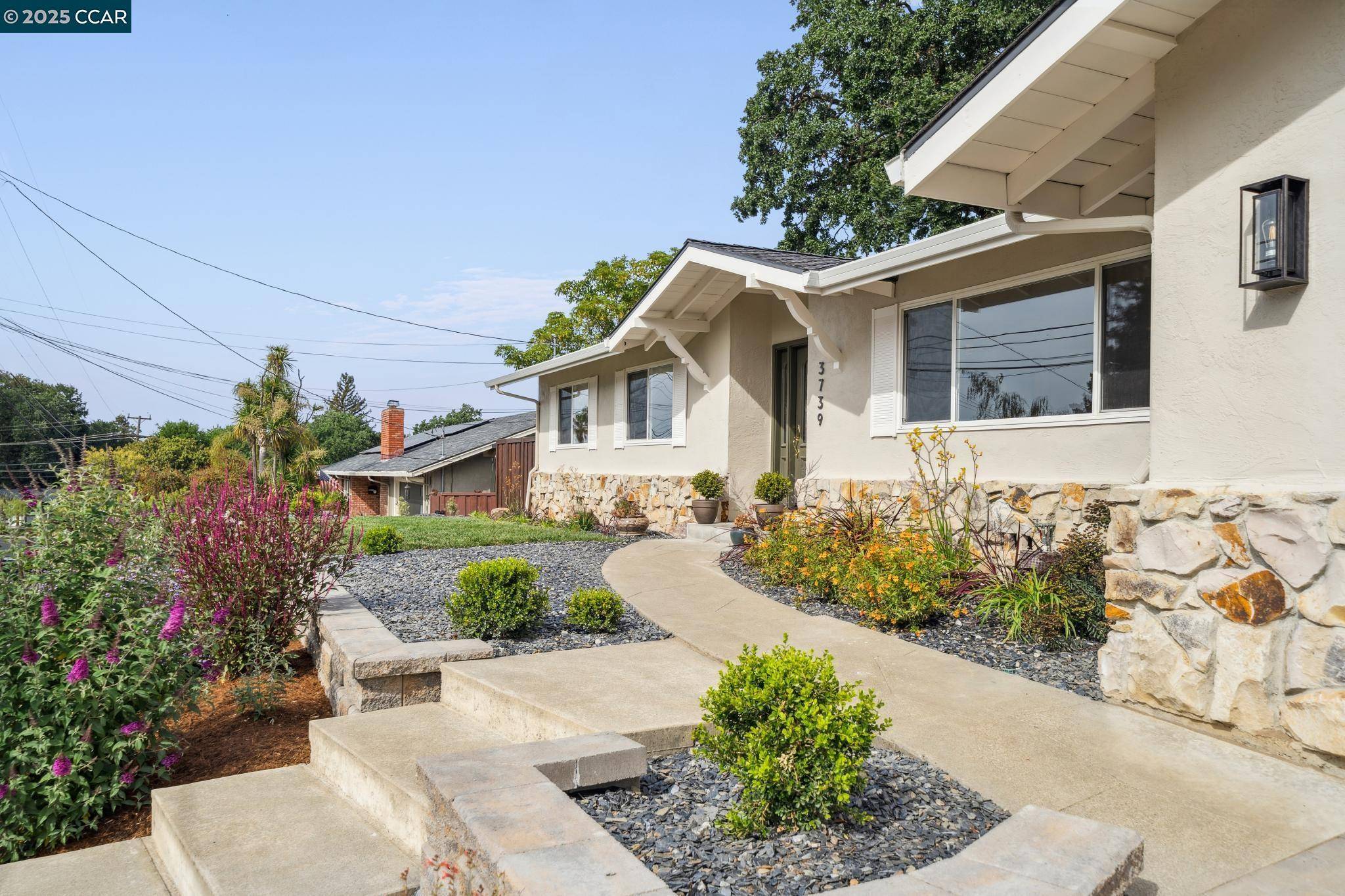 Concord, CA 94518,3739 Northridge Dr