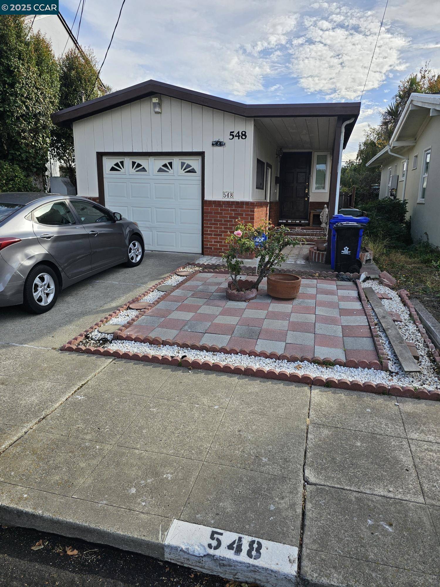 Richmond, CA 94804,548 30Th St