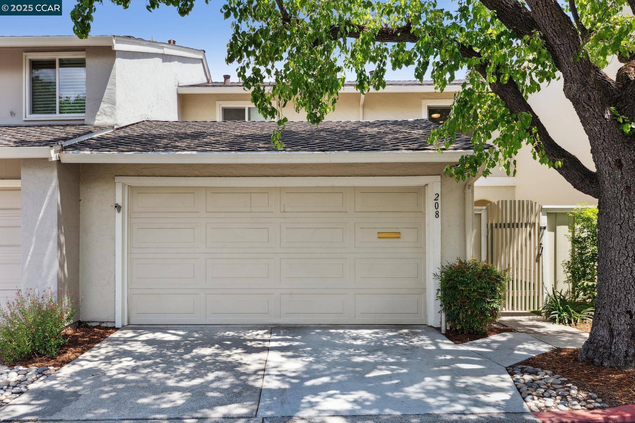 Walnut Creek, CA 94598,208 Whitney Ct