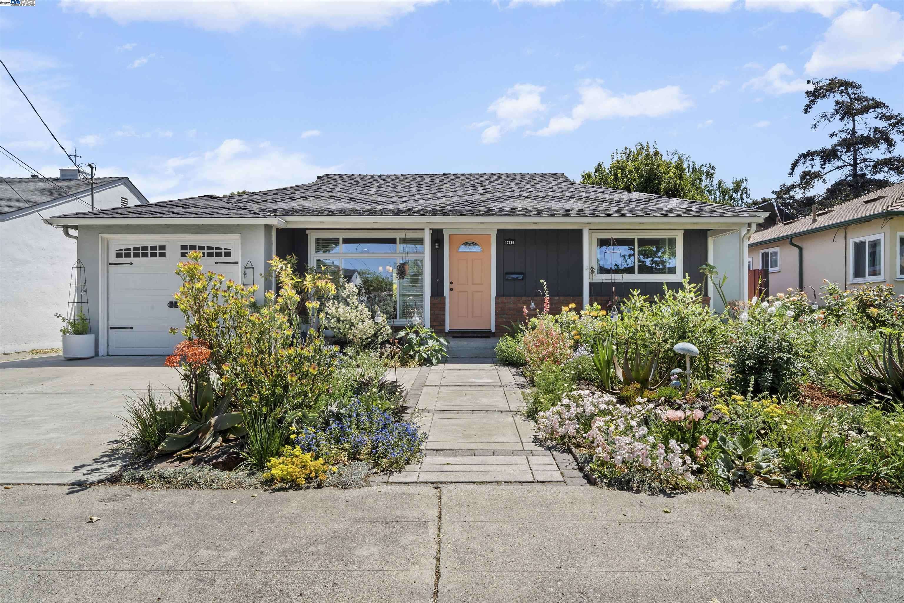 San Lorenzo, CA 94580,17328 Via Chiquita