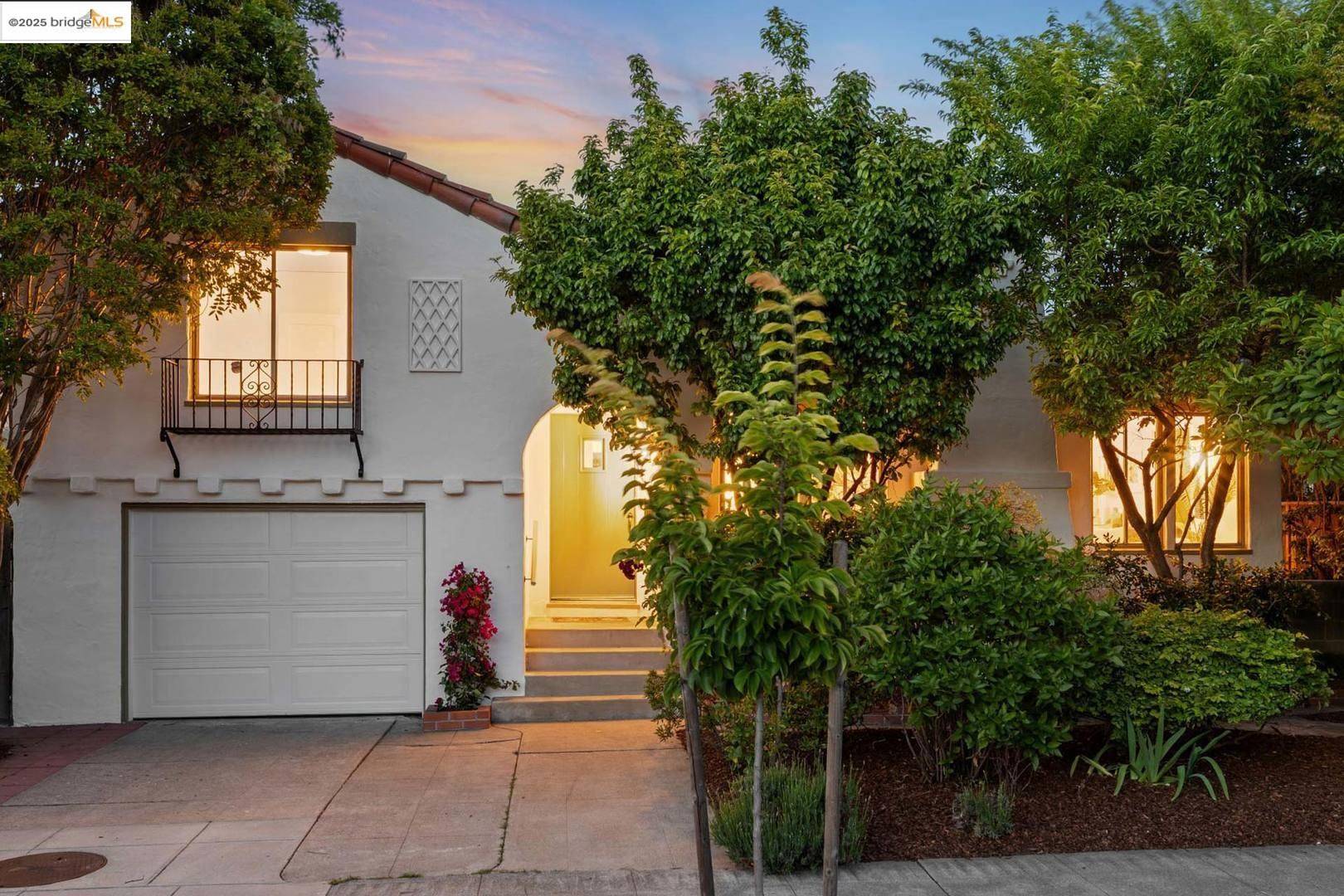 Albany, CA 94706,671 San Gabriel AVE