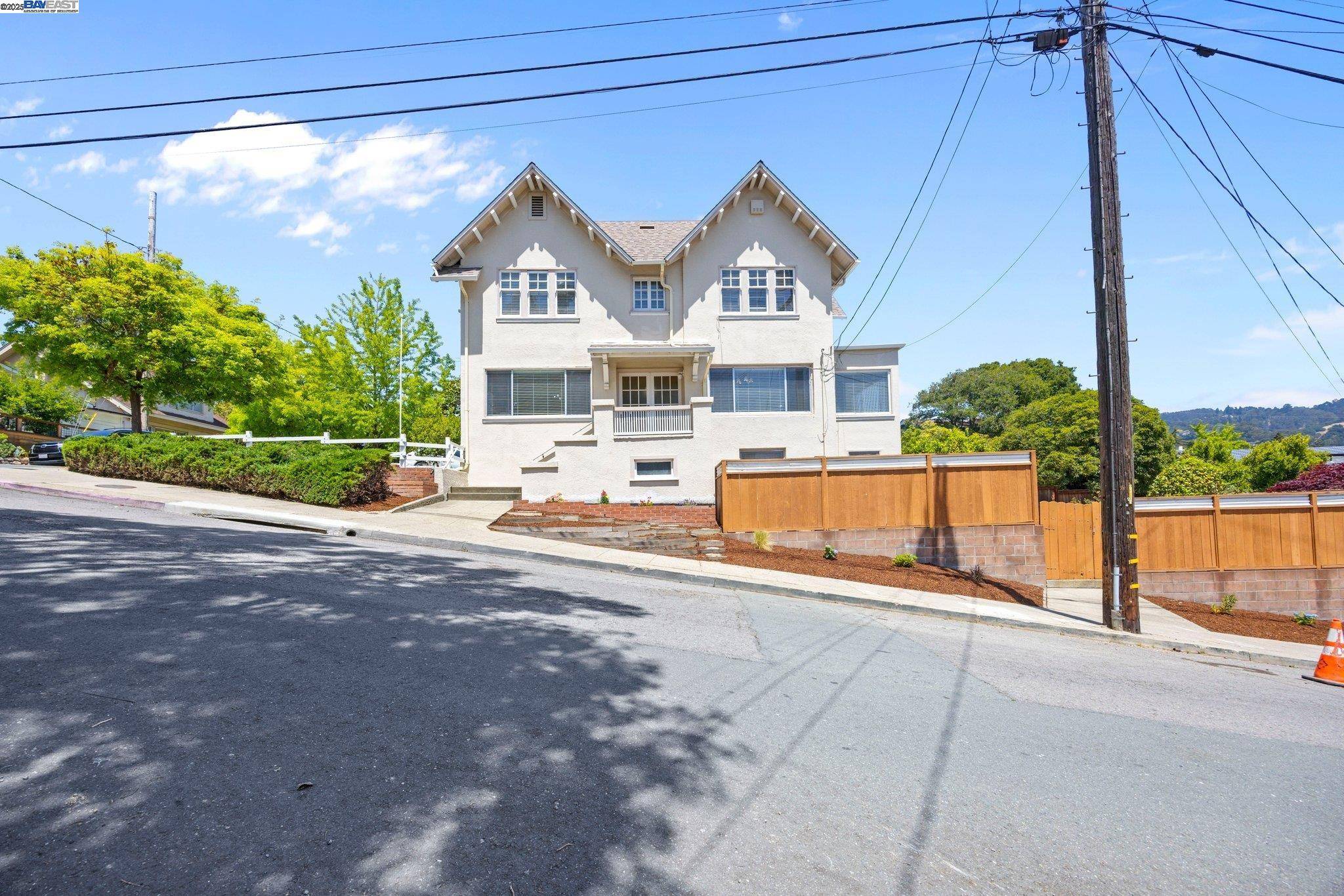 Oakland, CA 94602,4300 Everett Ave