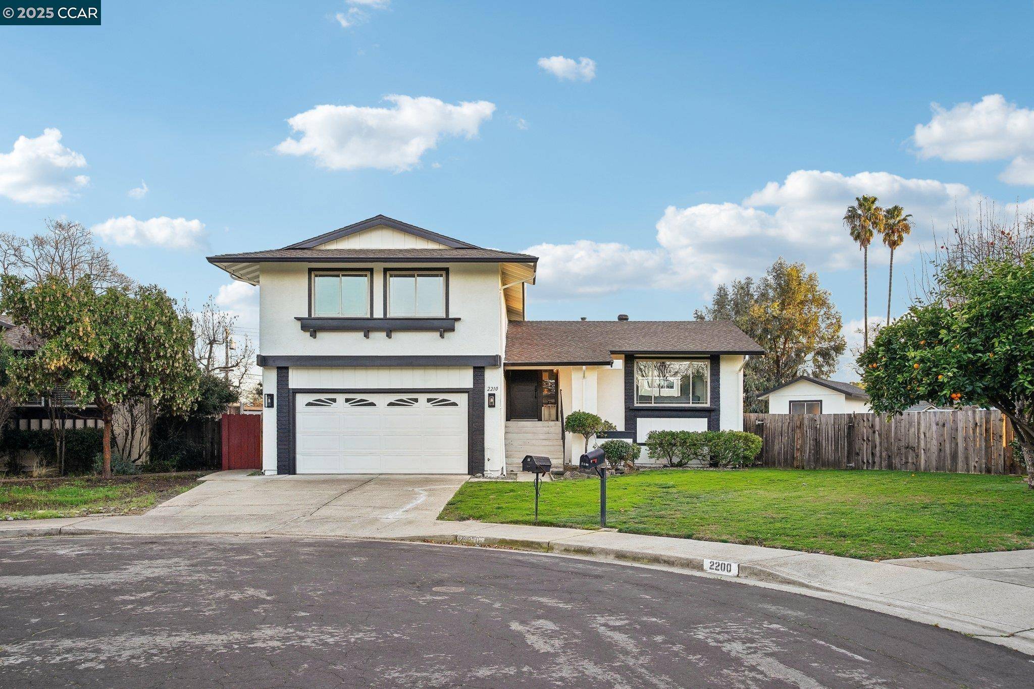 Concord, CA 94518,2210 sierra ct