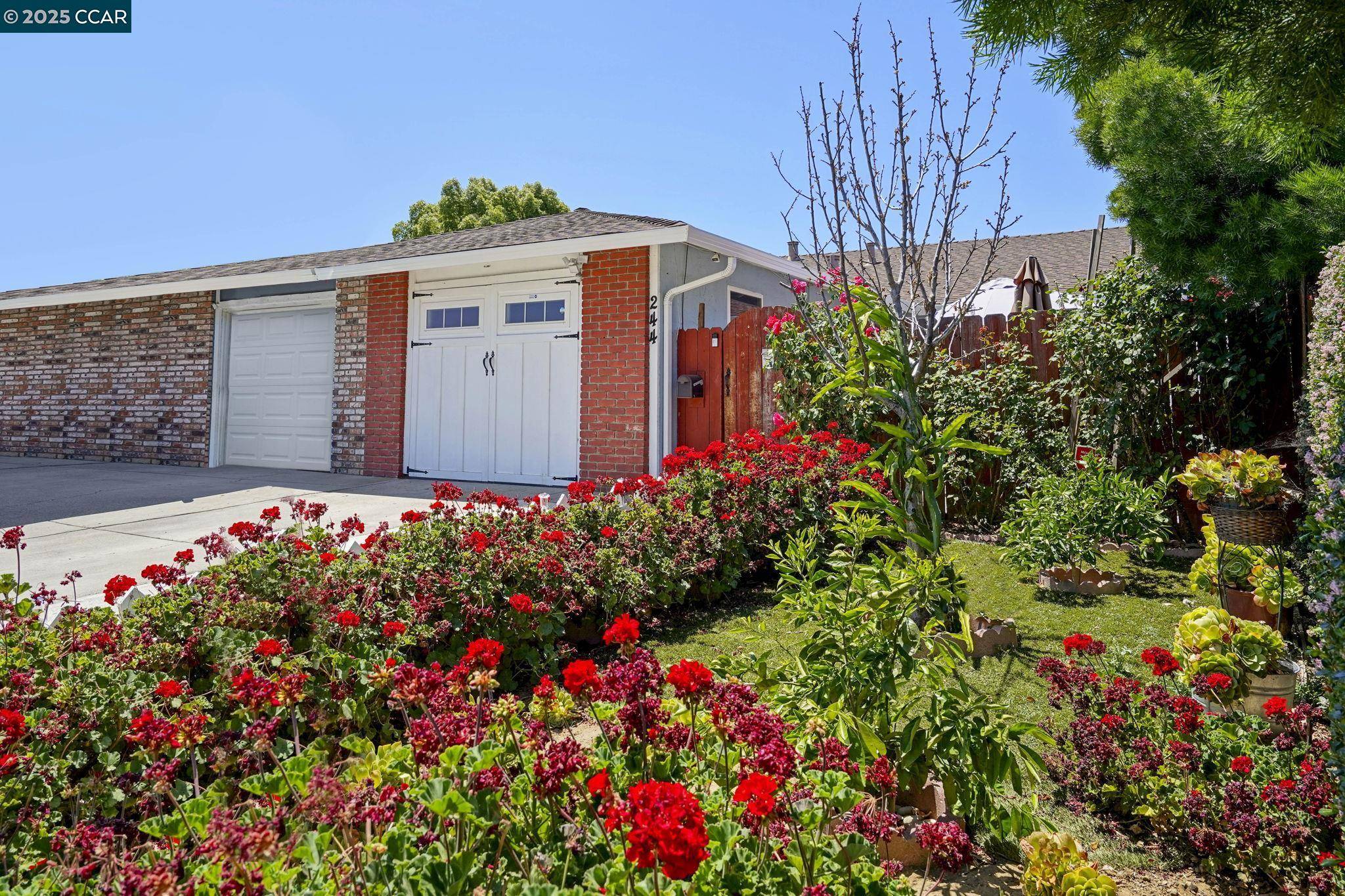 Pittsburg, CA 94565,244 E Trident Dr