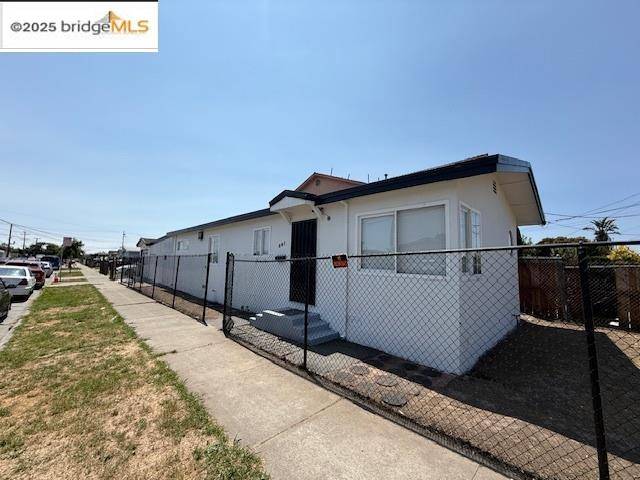 Richmond, CA 94804,301 S 24th ST