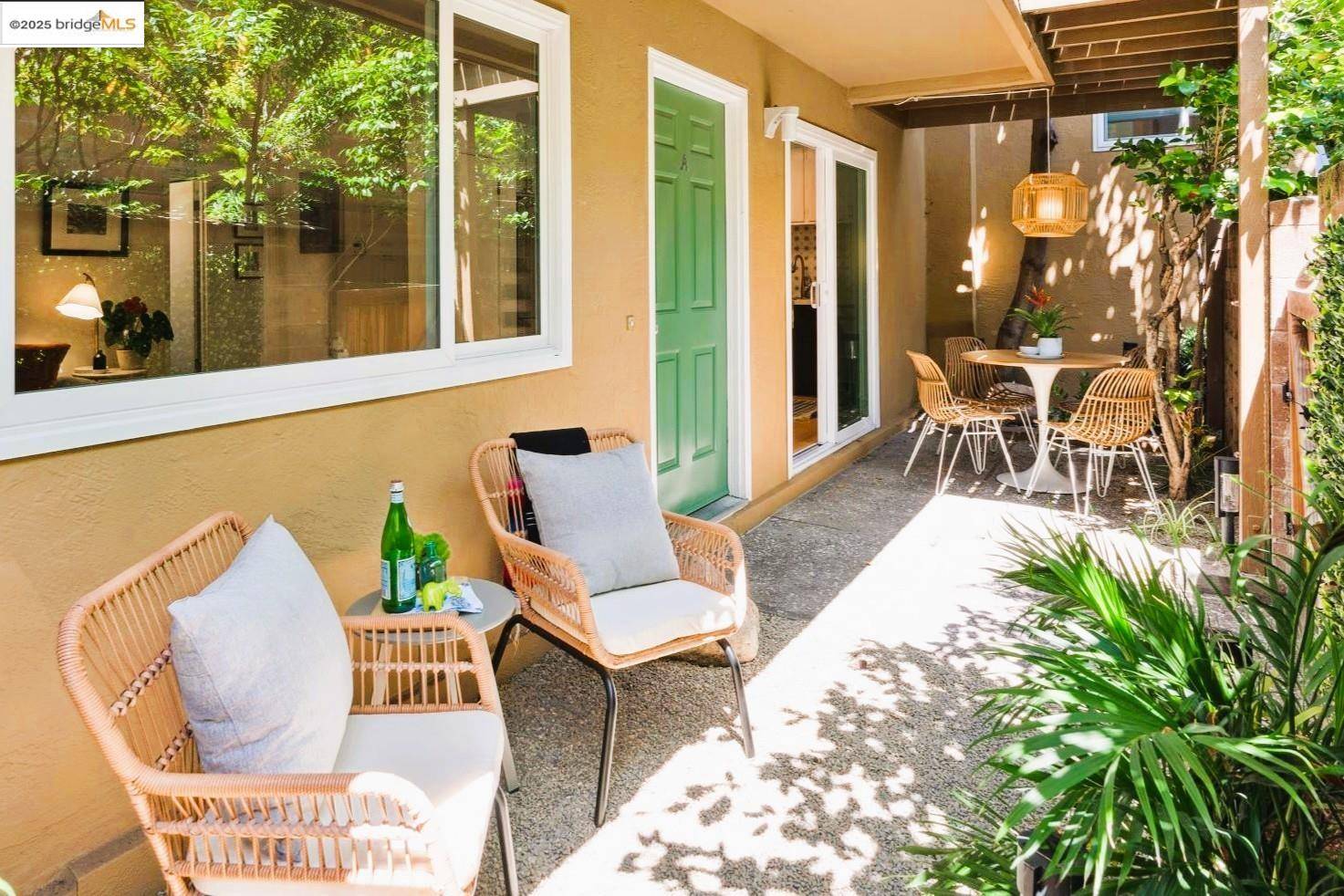 Berkeley, CA 94709,1337 Henry Street #A