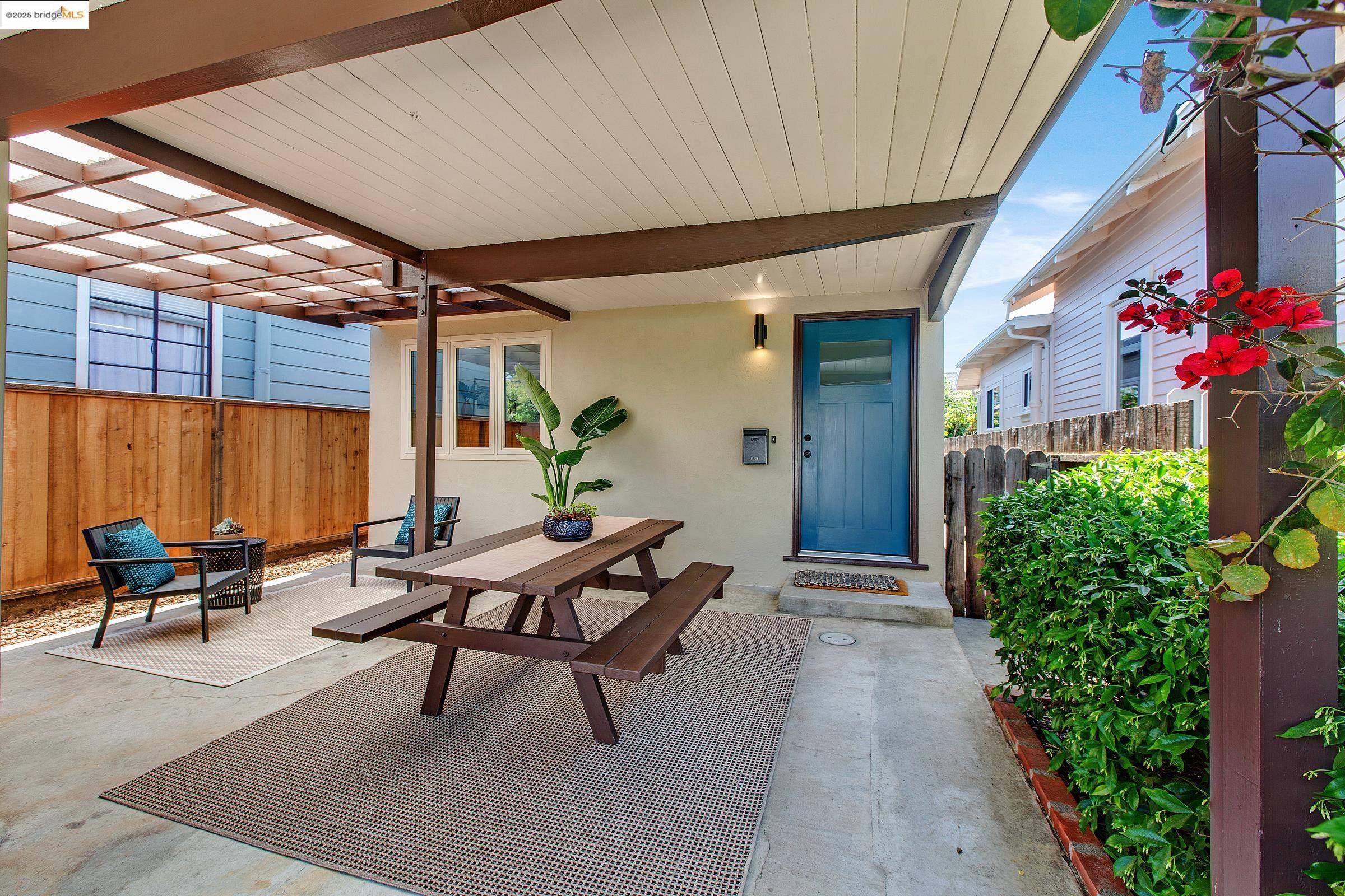 Albany, CA 94706,1062 Cornell Ave