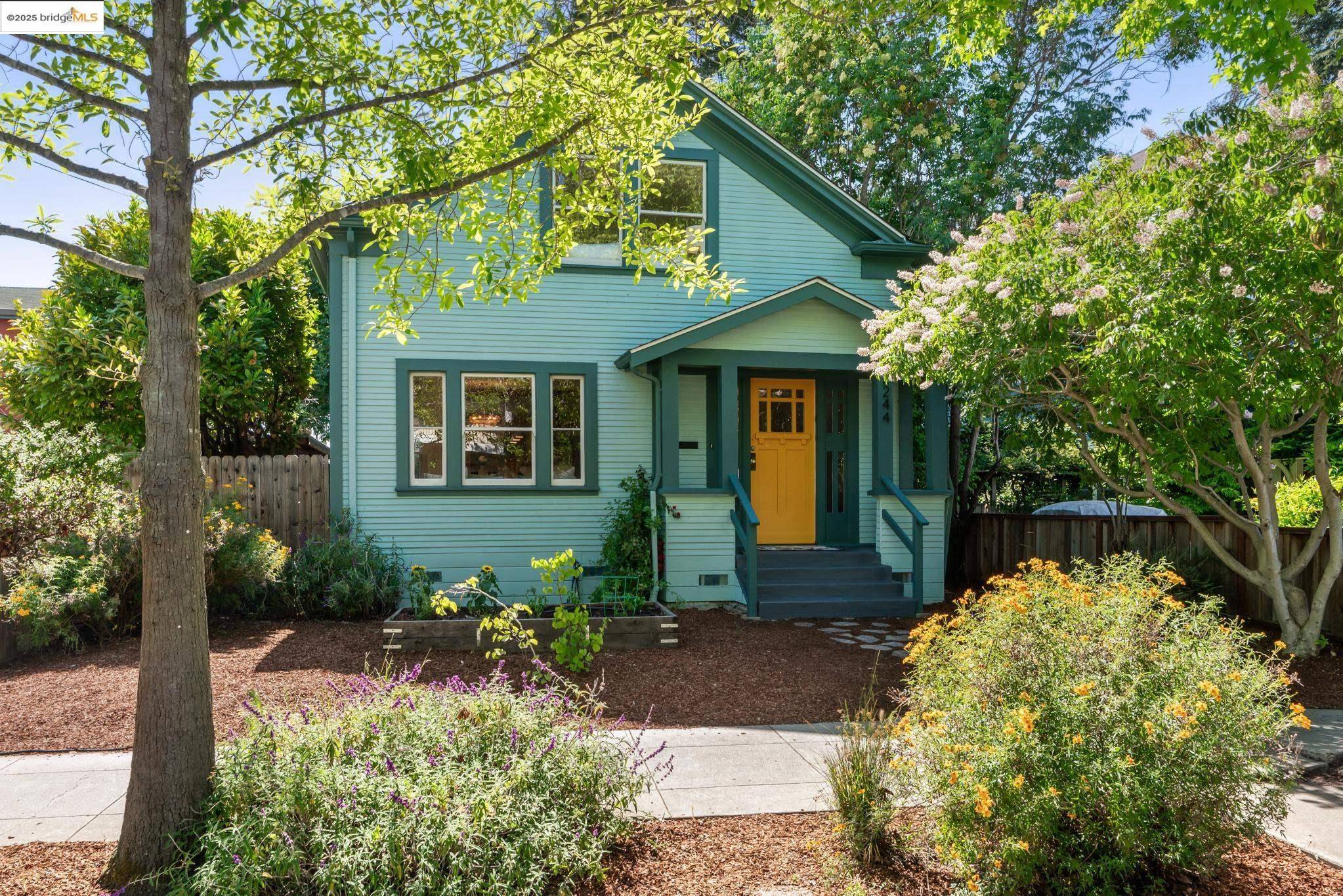 Berkeley, CA 94703,2244 McKinley Ave