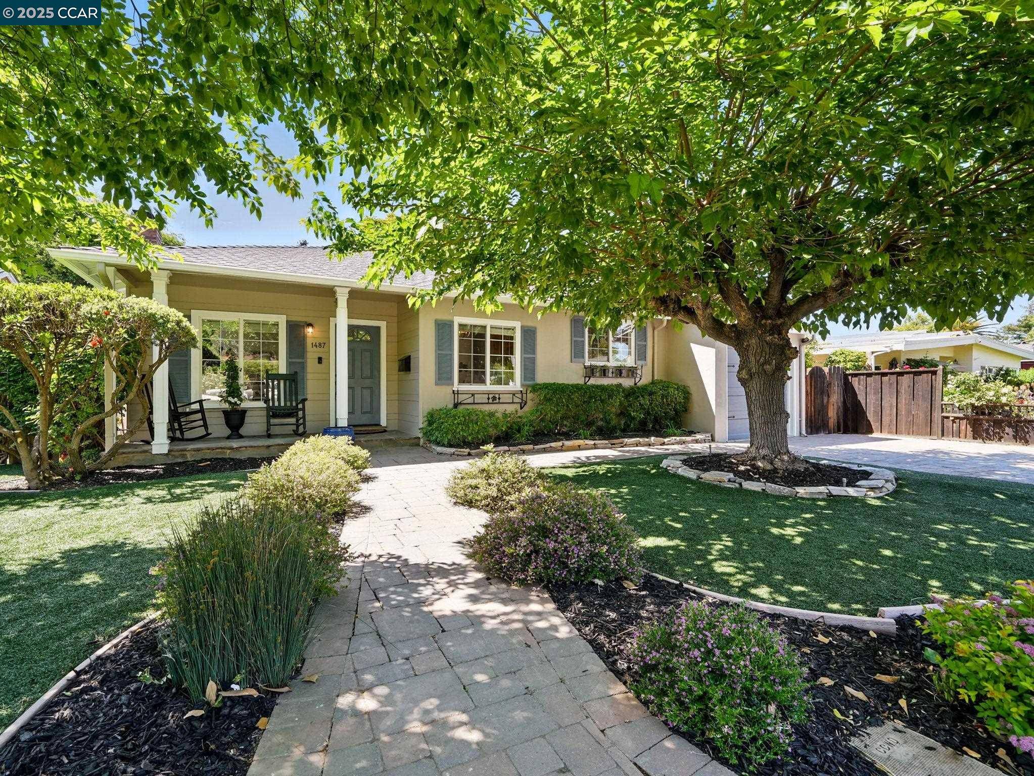 Concord, CA 94518,1487 Davis Ave