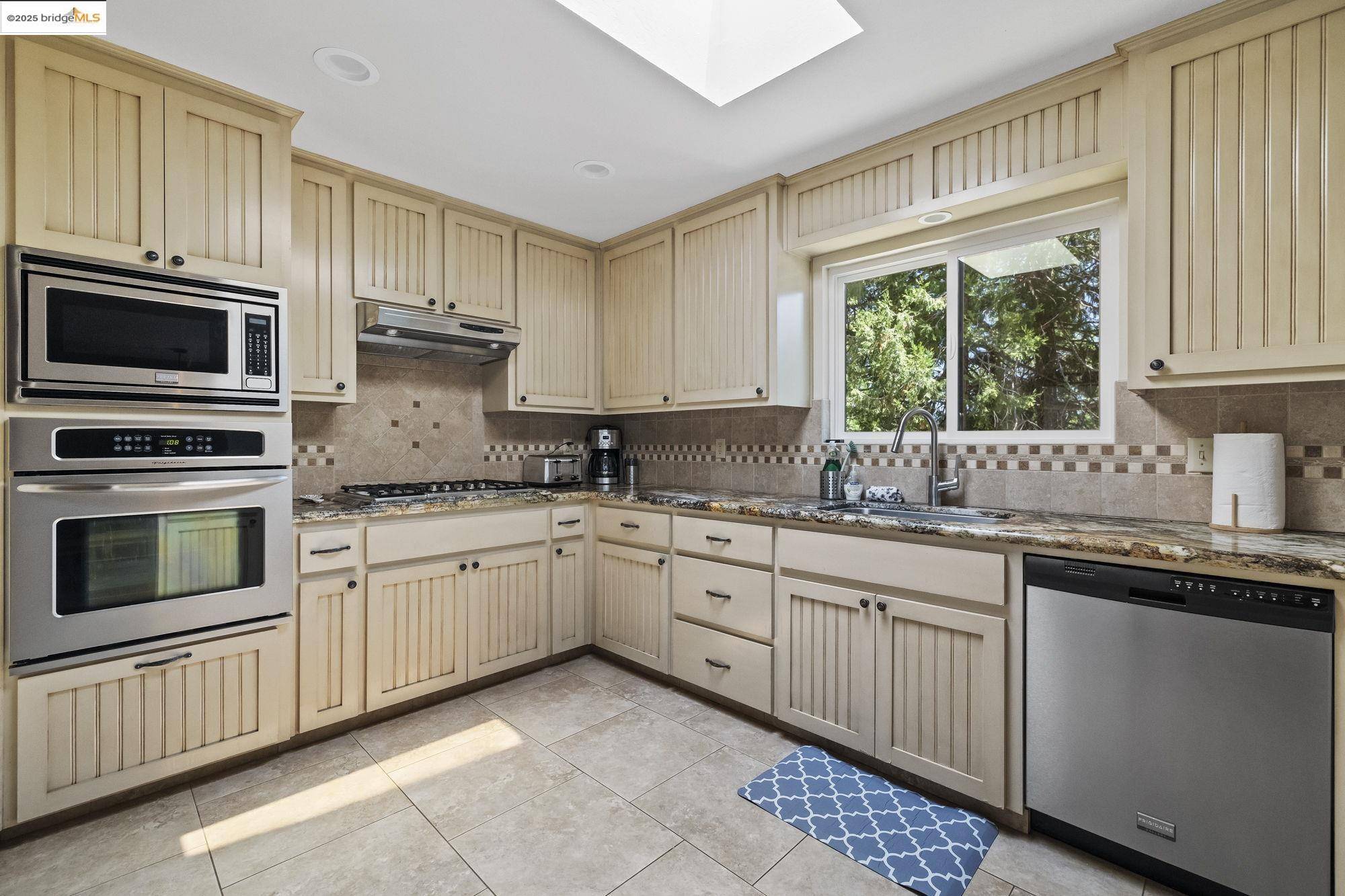 Mi Wuk Village, CA 95346,24725 Prospector Dr.