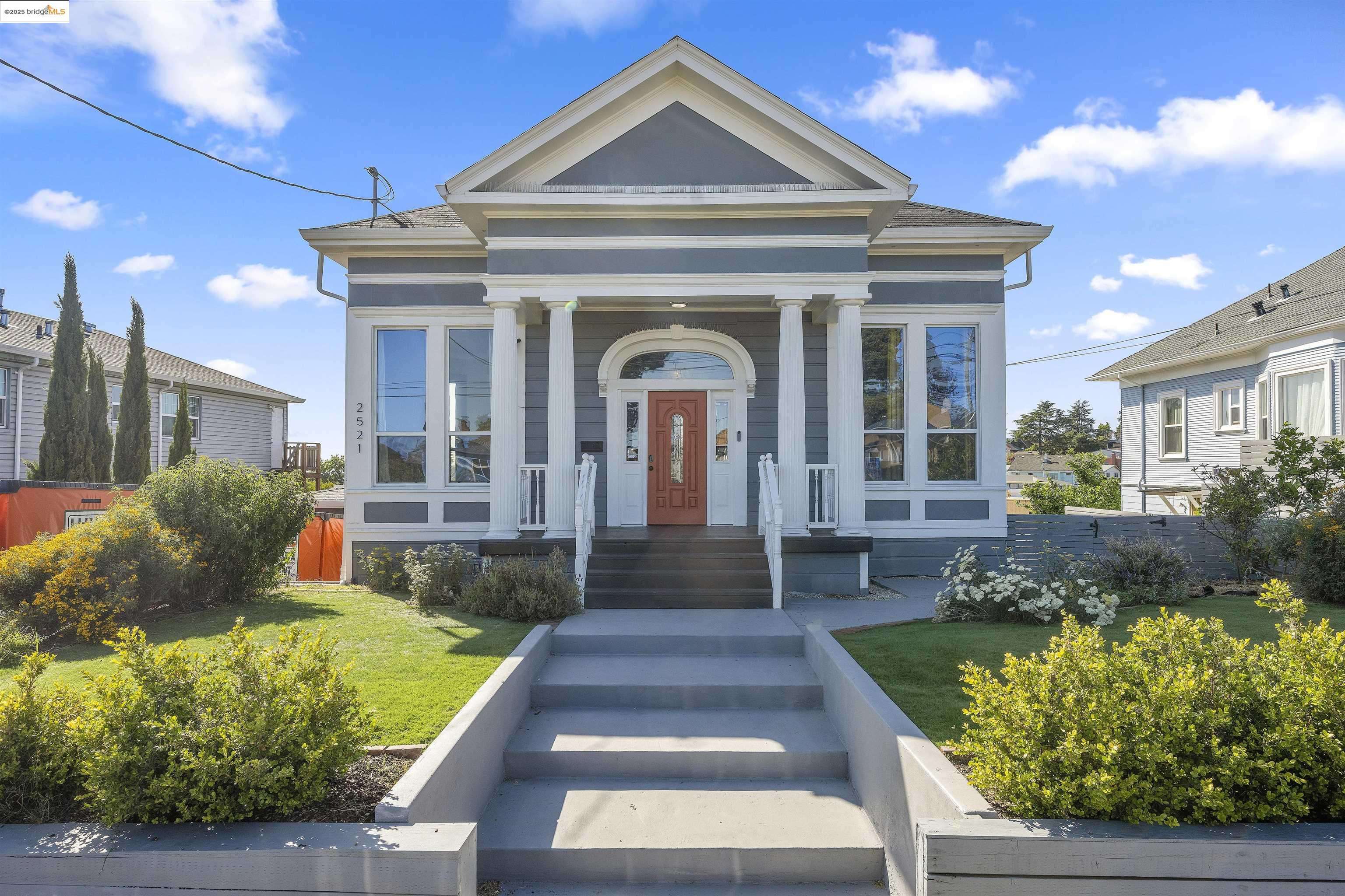 Oakland, CA 94601,2521 Grande Vista Ave