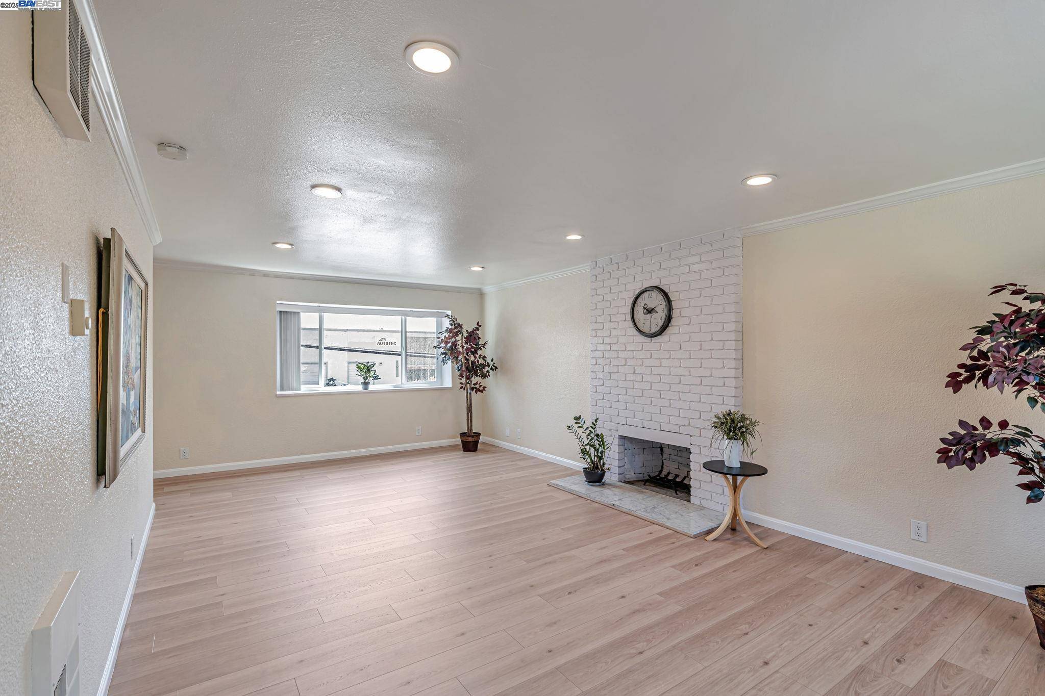 San Leandro, CA 94577,14015 Doolittle Drive