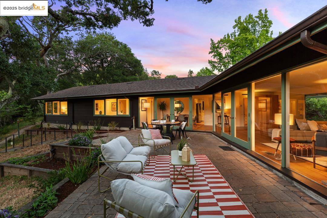 Orinda, CA 94563,41 Tara Rd