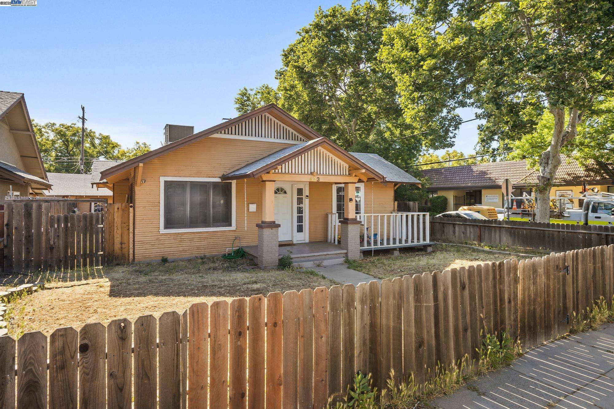 Modesto, CA 95354,423 High St