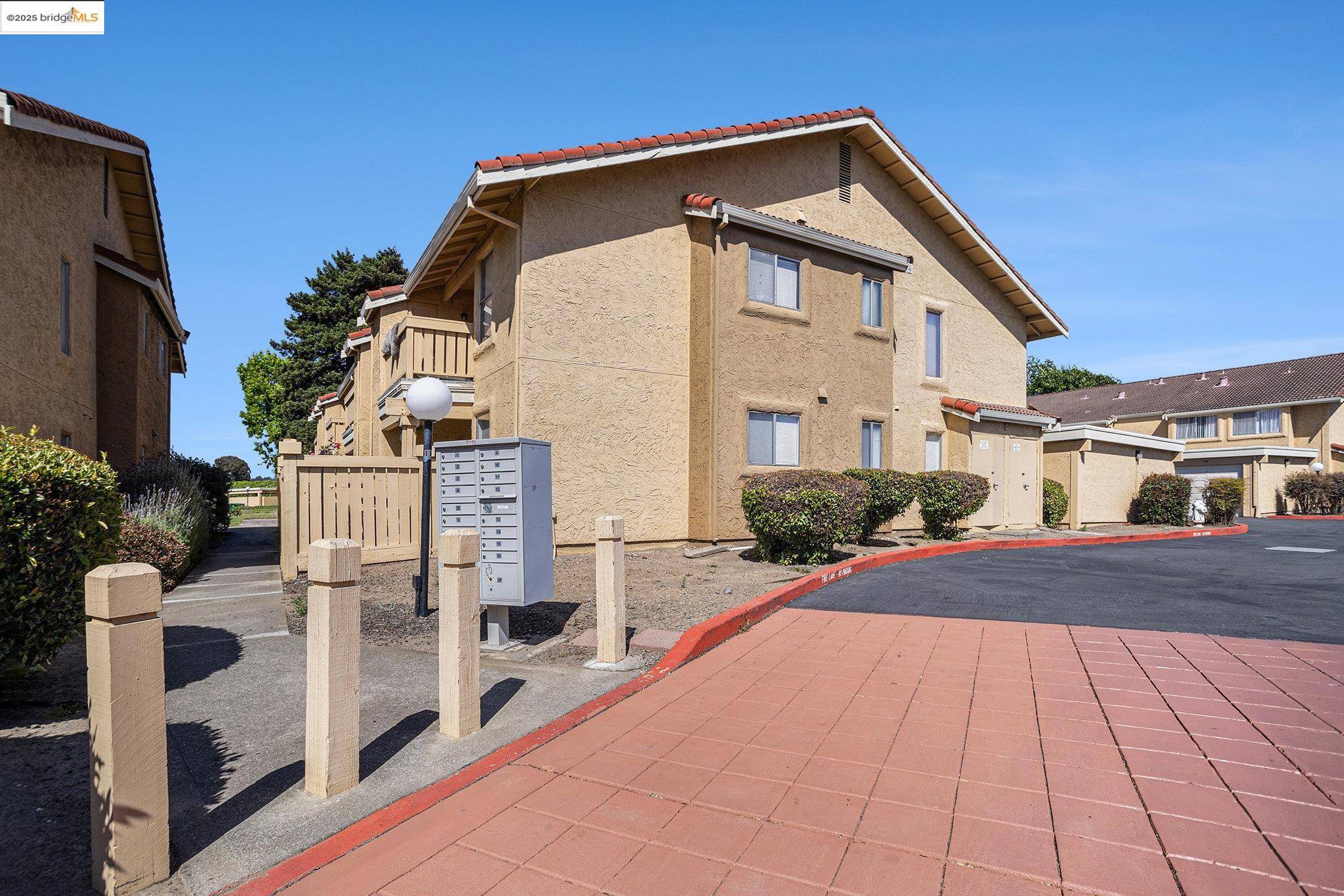 San Pablo, CA 94806,45 Las Moradas Cir