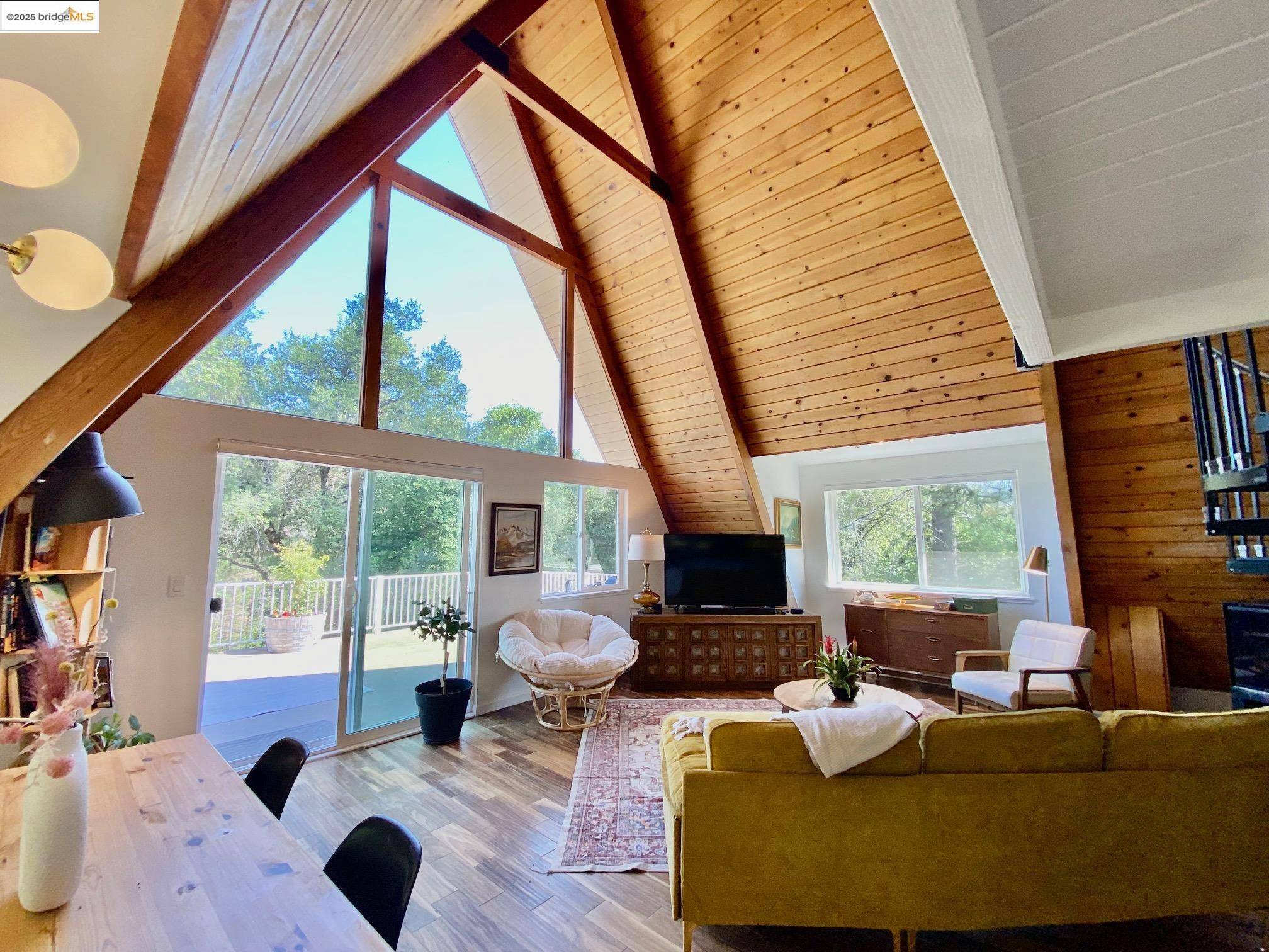 Groveland, CA 95321,20892 Mckinley Way