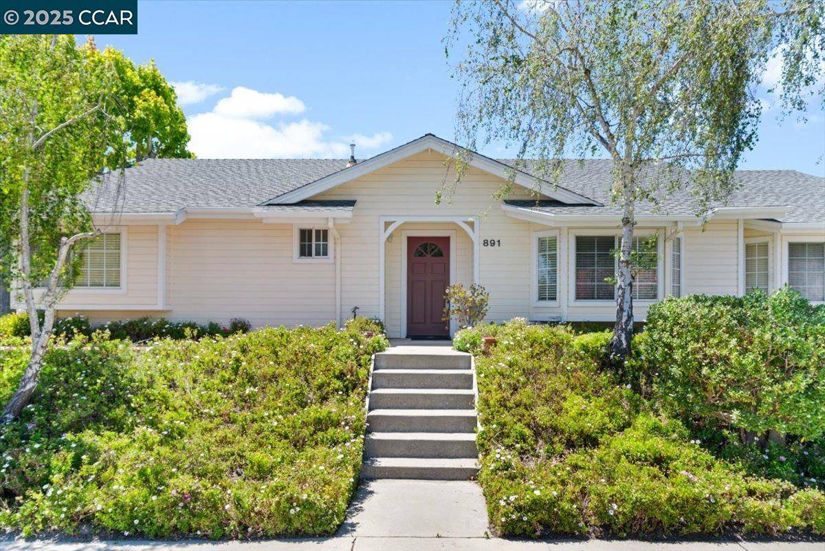 Grover Beach, CA 93420,891 Robin Cir
