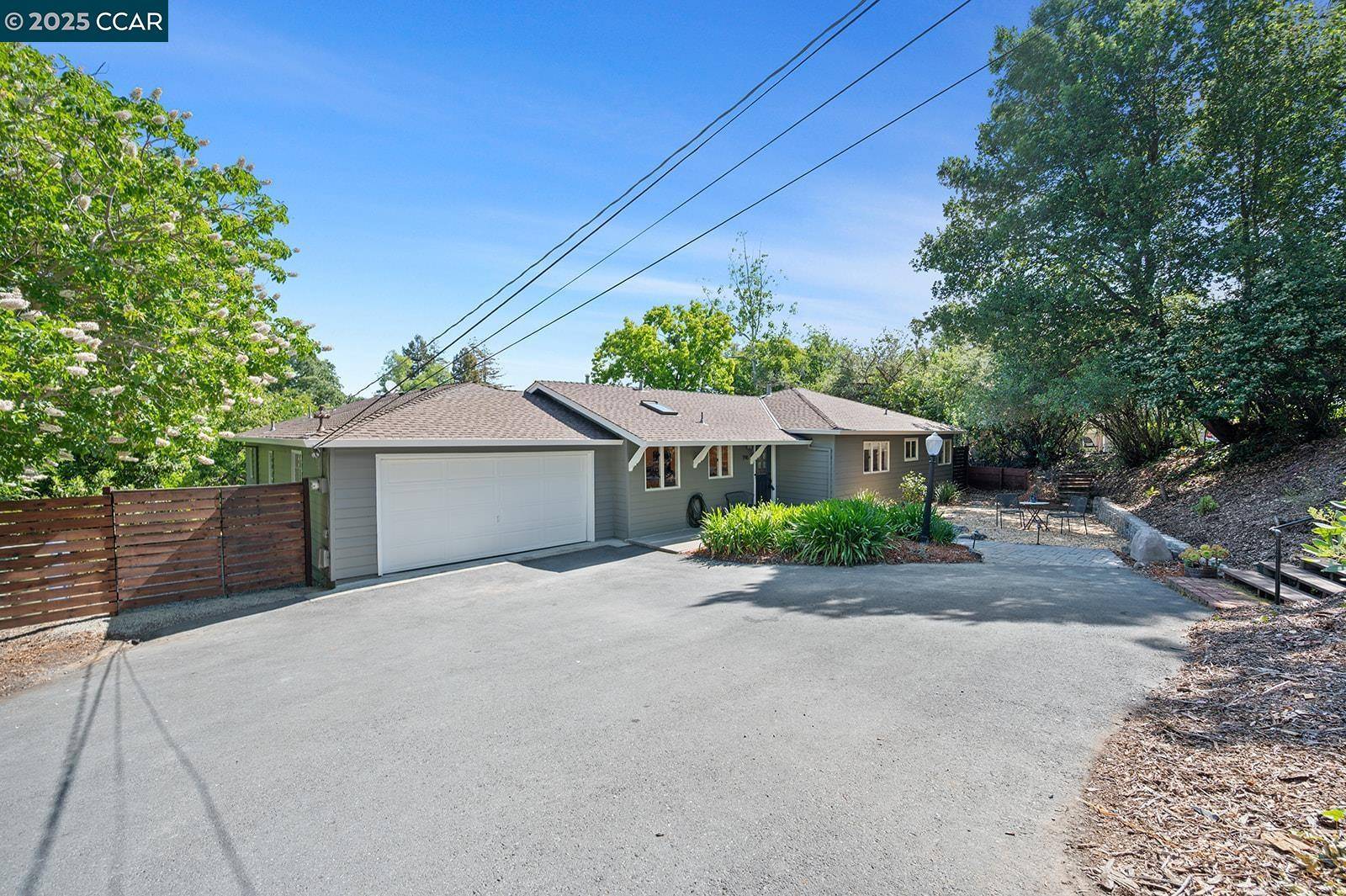 Walnut Creek, CA 94597,196 Miramonte Rd
