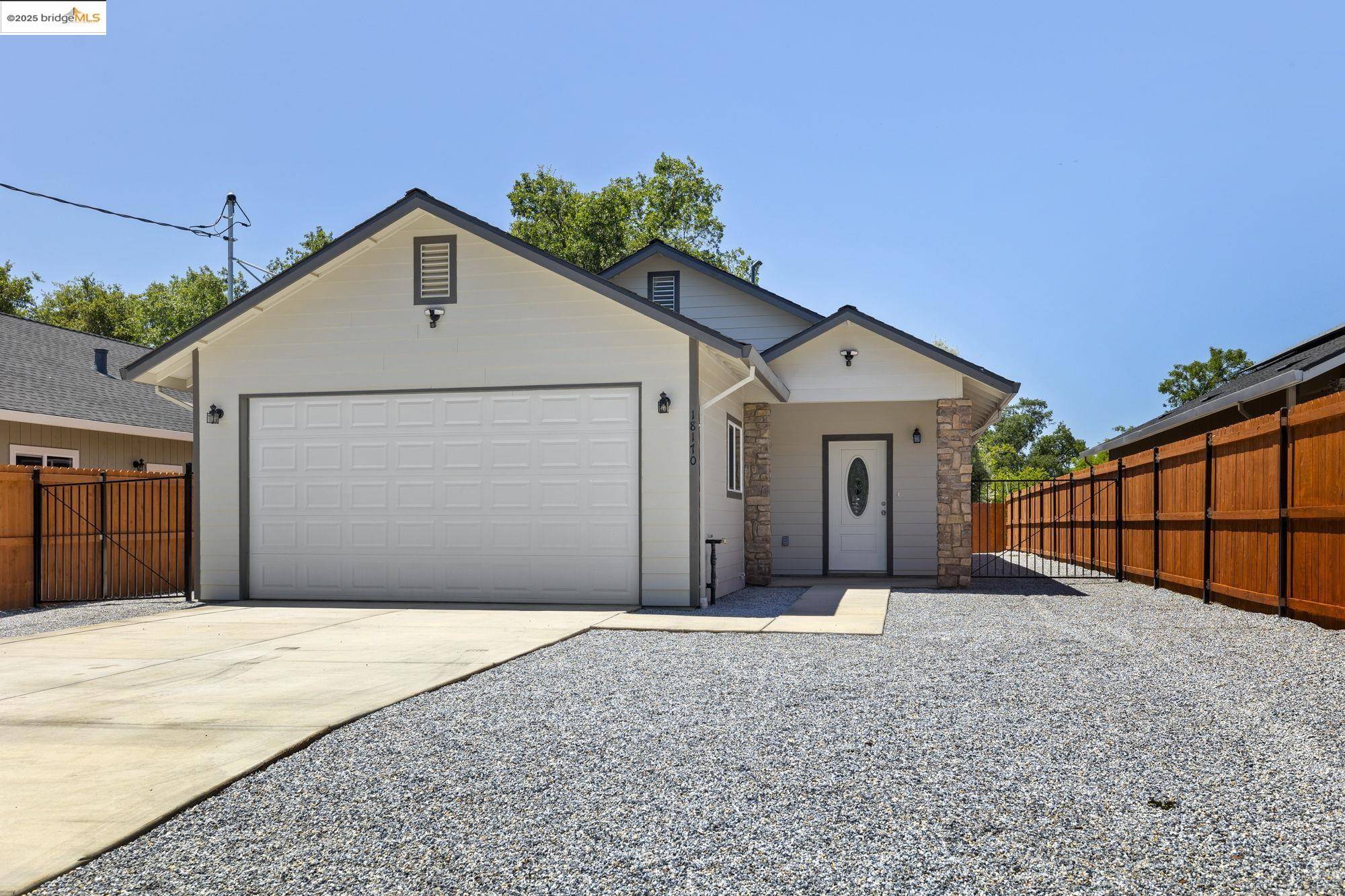 Jamestown, CA 95327,18170 7th Ave.